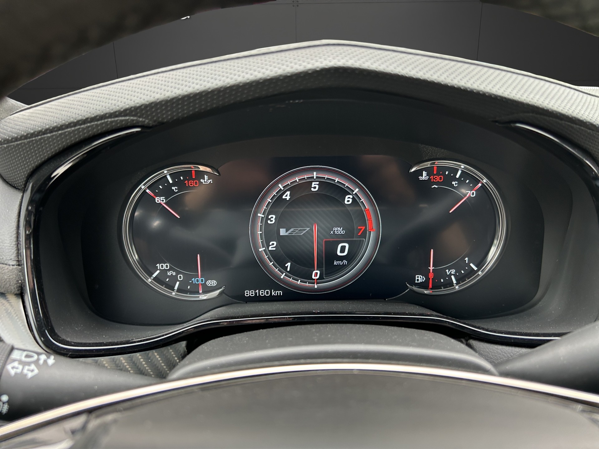 CADILLAC CTS-V Sedan 6.2 Supercharged Automatic-image-10