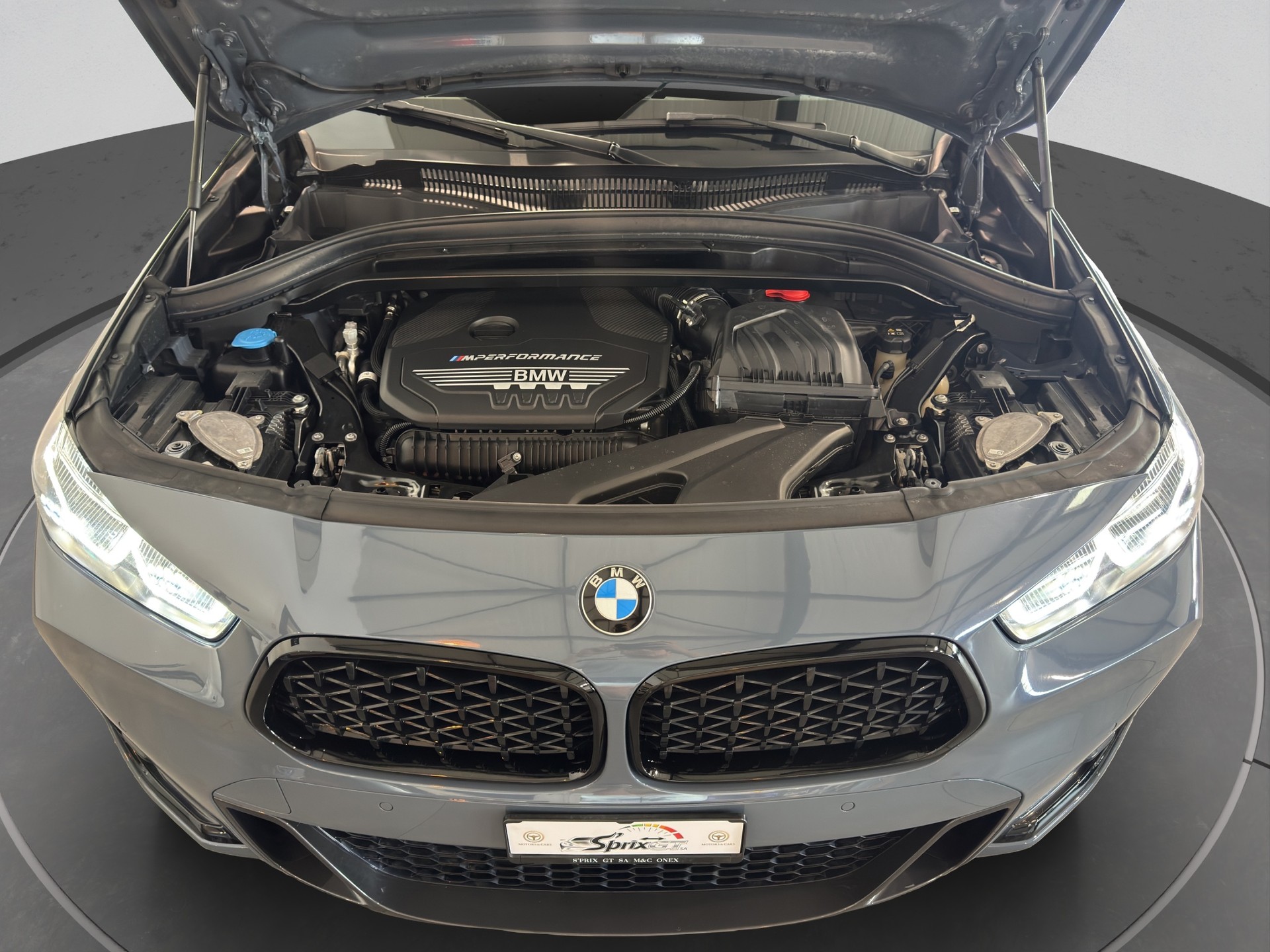 BMW X2 M35i Steptronic-image-18