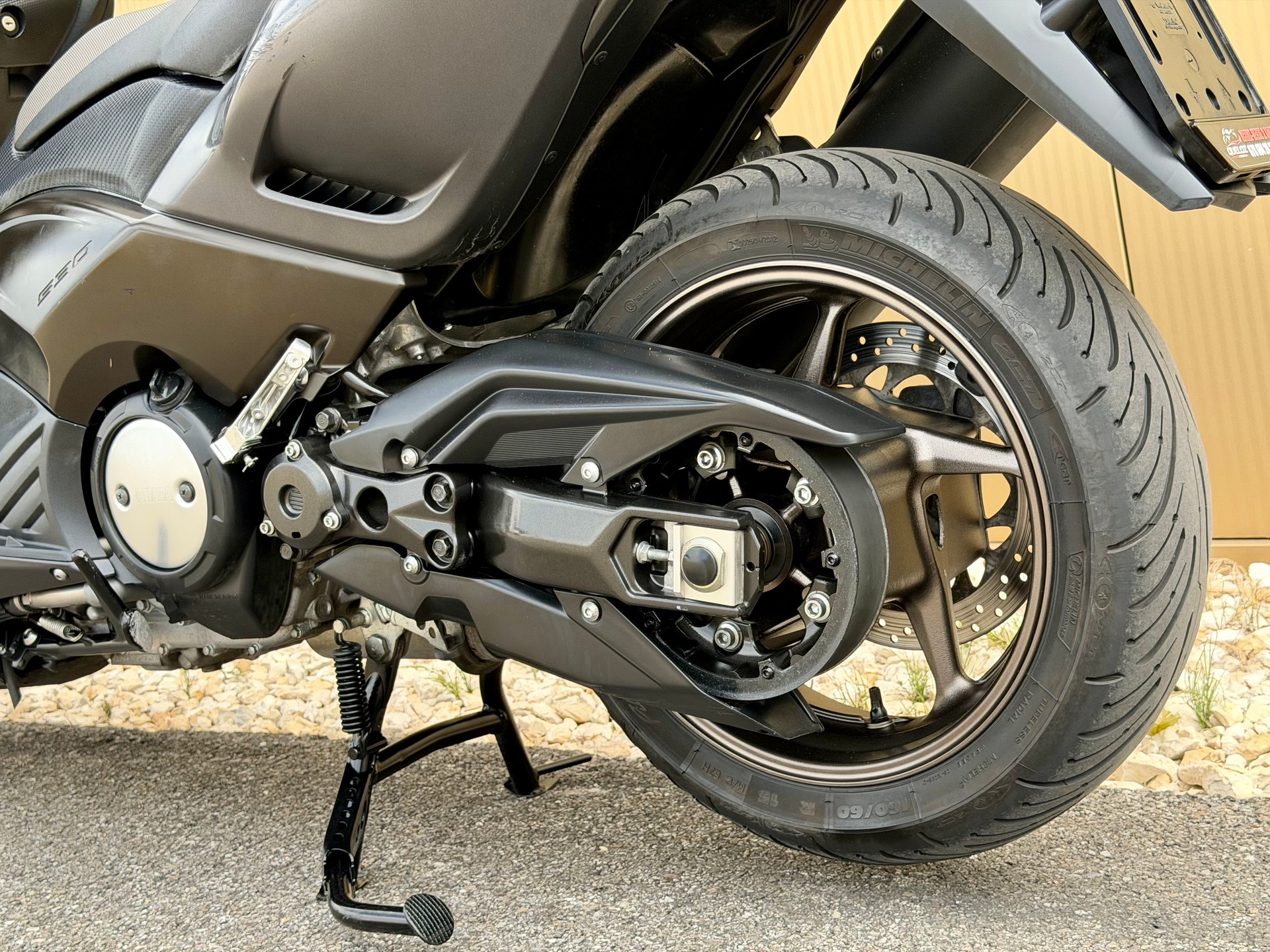 YAMAHA T-MAX XP 530 ABS-image-13