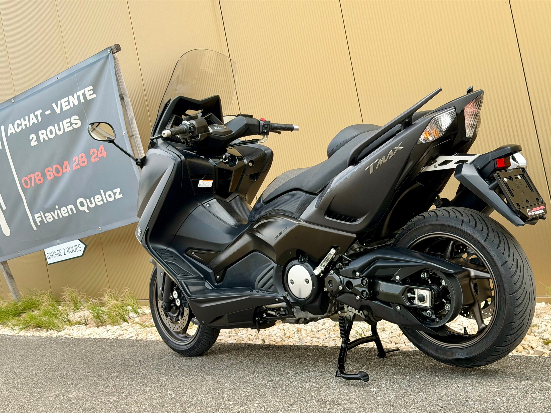 YAMAHA T-MAX XP 530 ABS-image-11