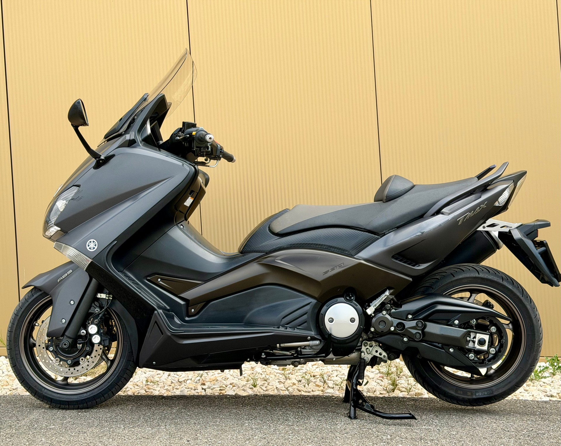 YAMAHA T-MAX XP 530 ABS-image-10