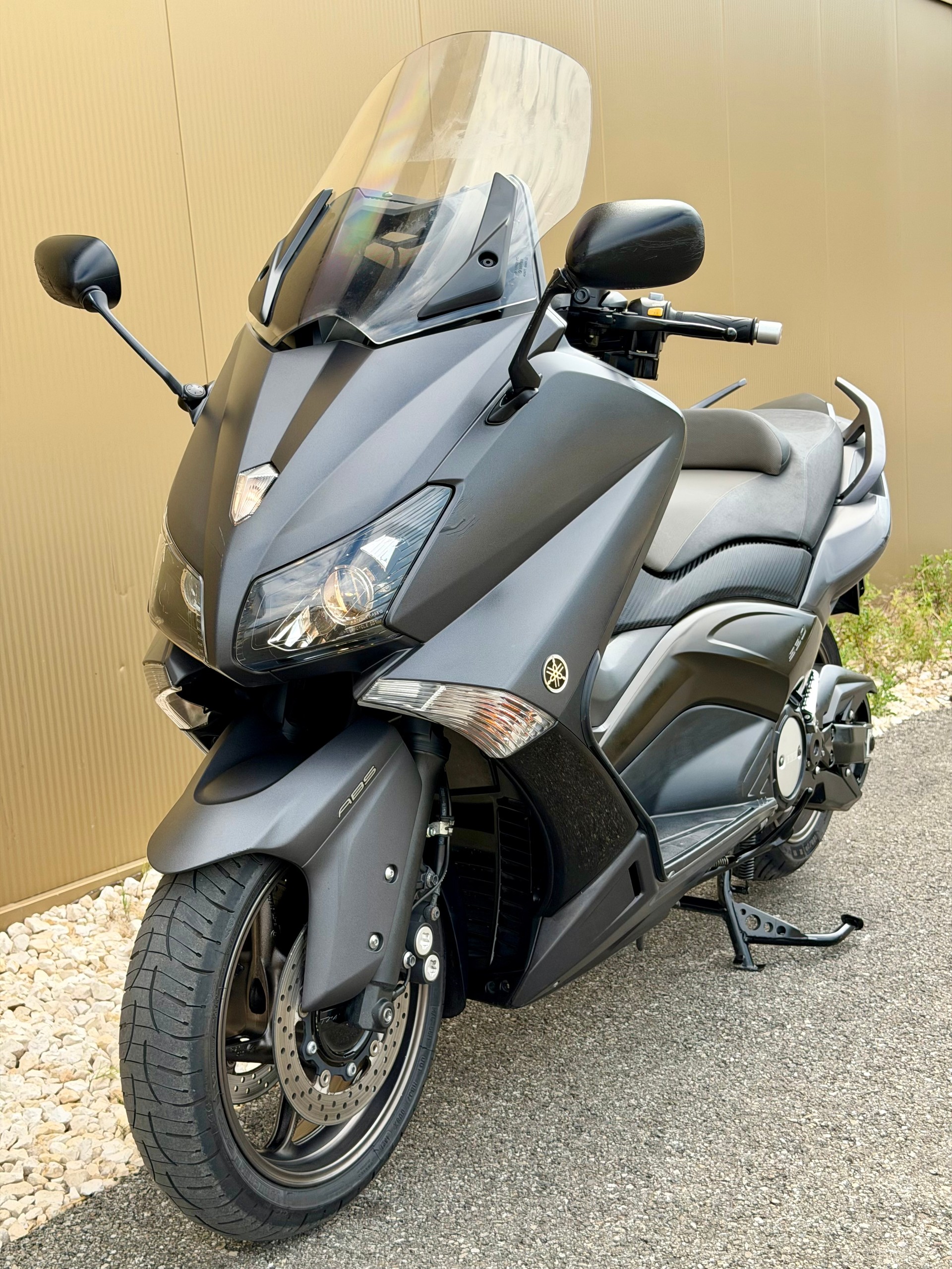 YAMAHA T-MAX XP 530 ABS-image-7