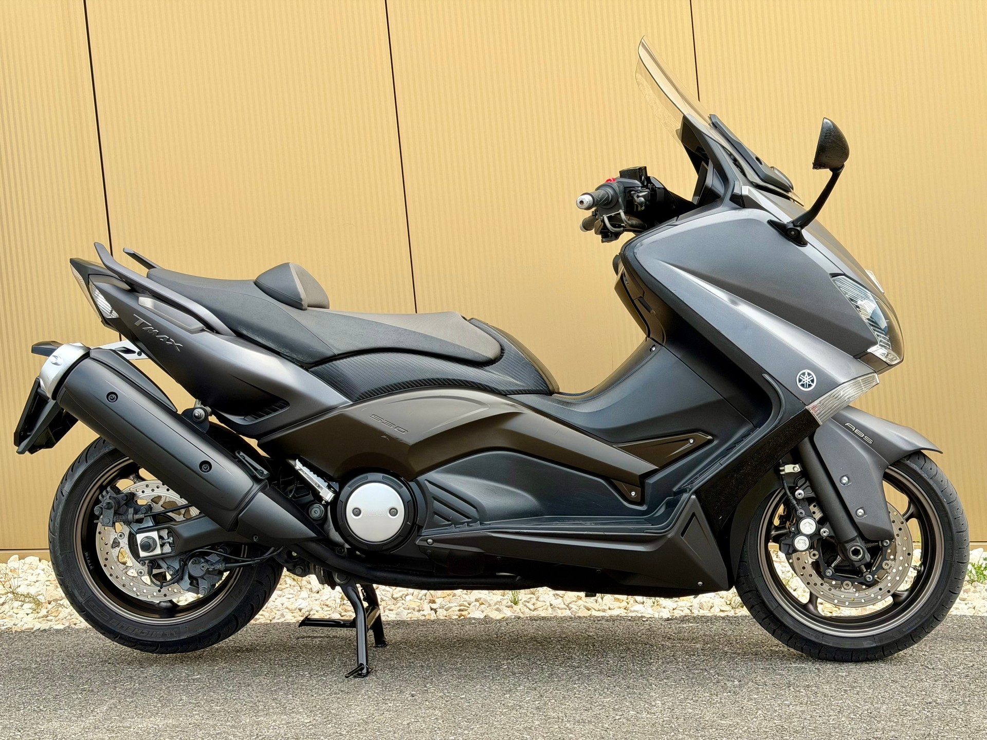 YAMAHA T-MAX XP 530 ABS-image-3