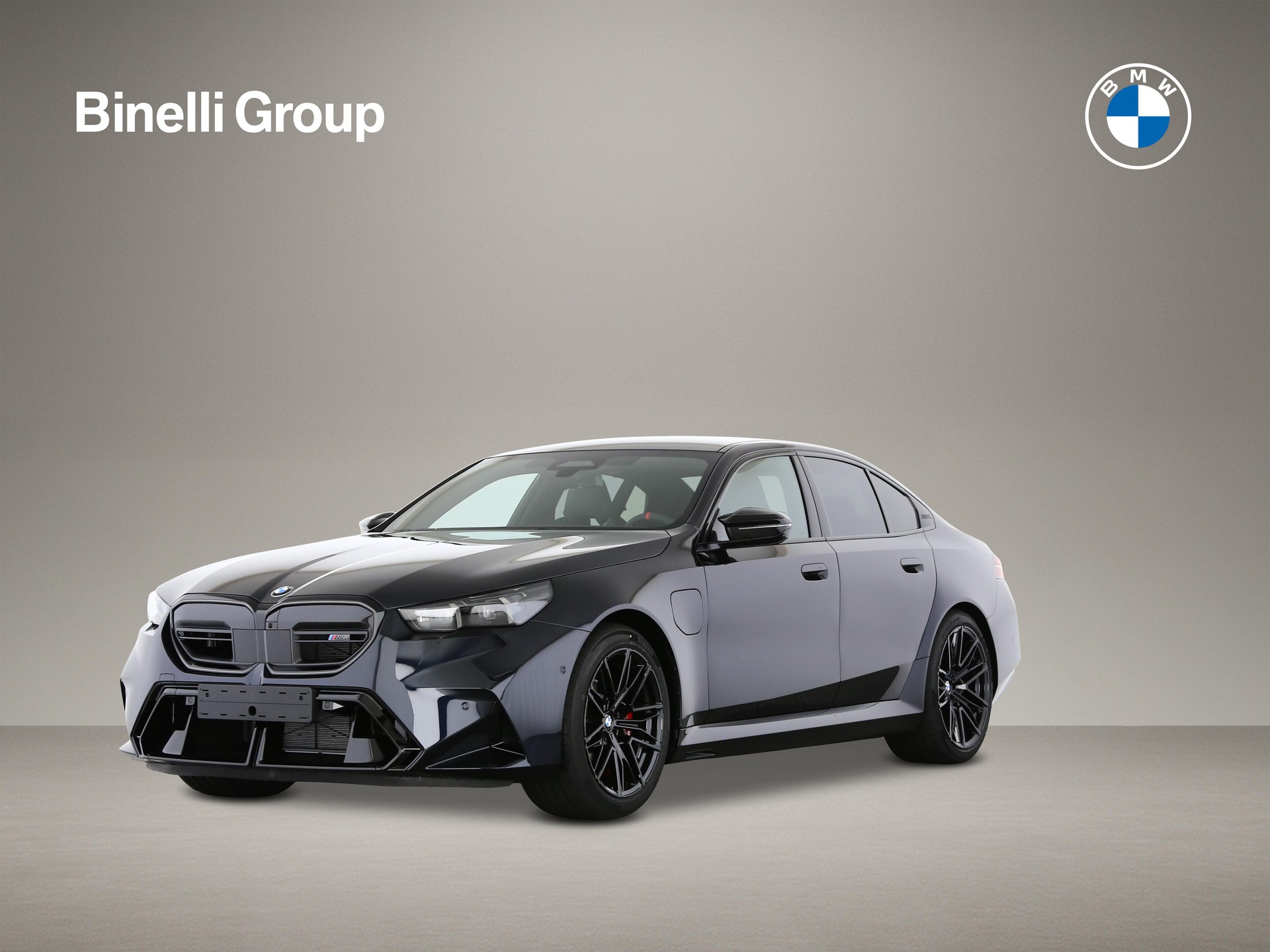 BMW M5 xDrive