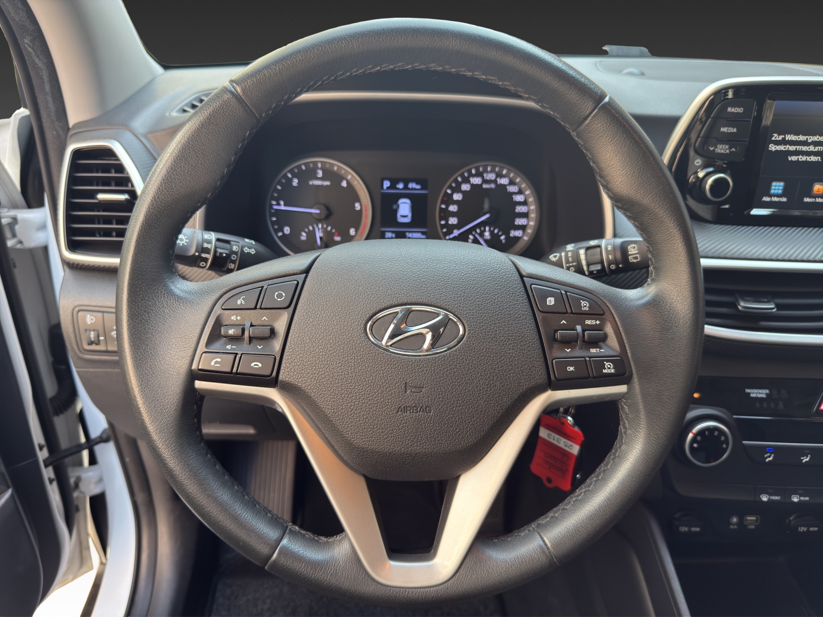 HYUNDAI Tucson 1.6 CRDI Origo 2WD DCT-image-8