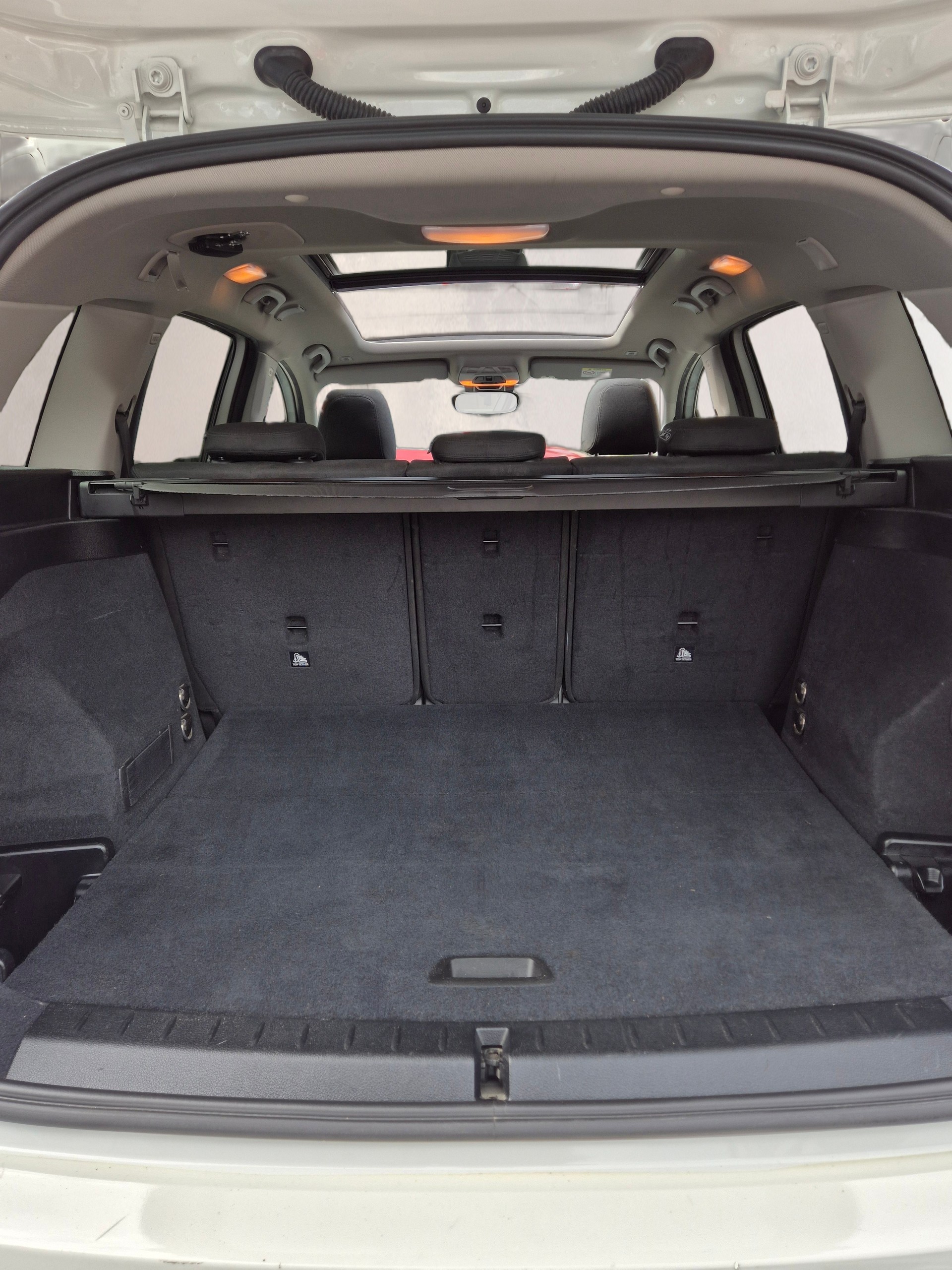 BMW 218d xDrive Gran Tourer Steptronic-image-9
