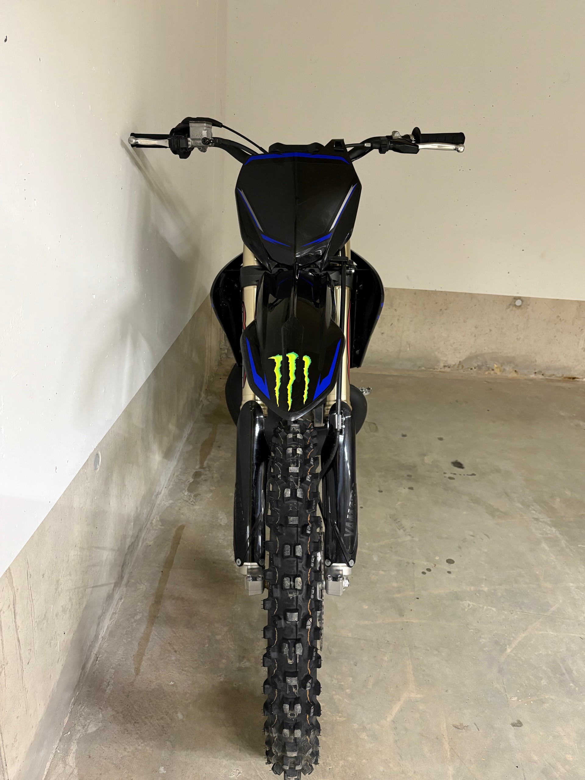 YAMAHA YZ 250 2025-image-5