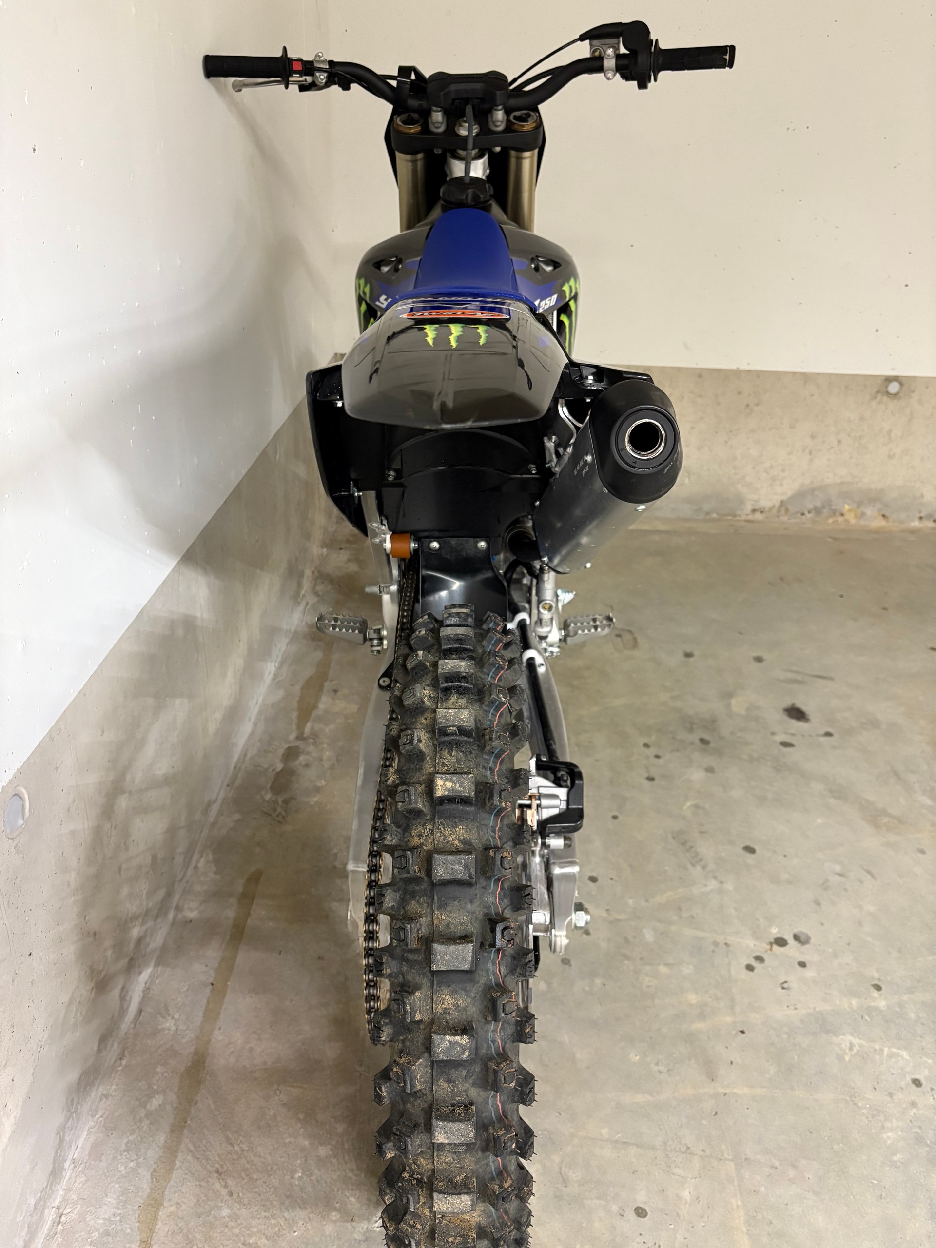 YAMAHA YZ 250 2025-image-4