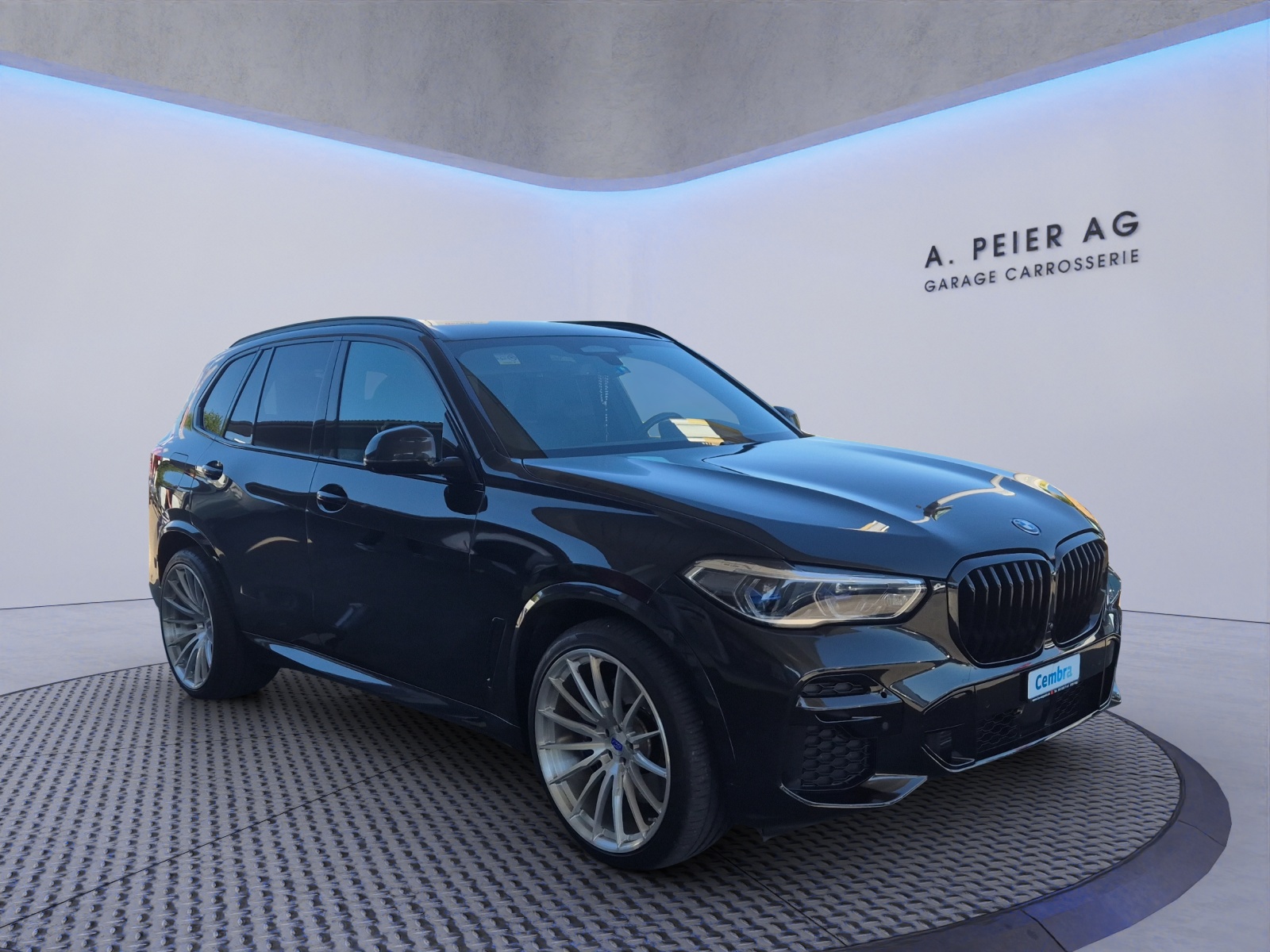 BMW X5 xDrive45e M Sport Steptronic-showroom-element-1
