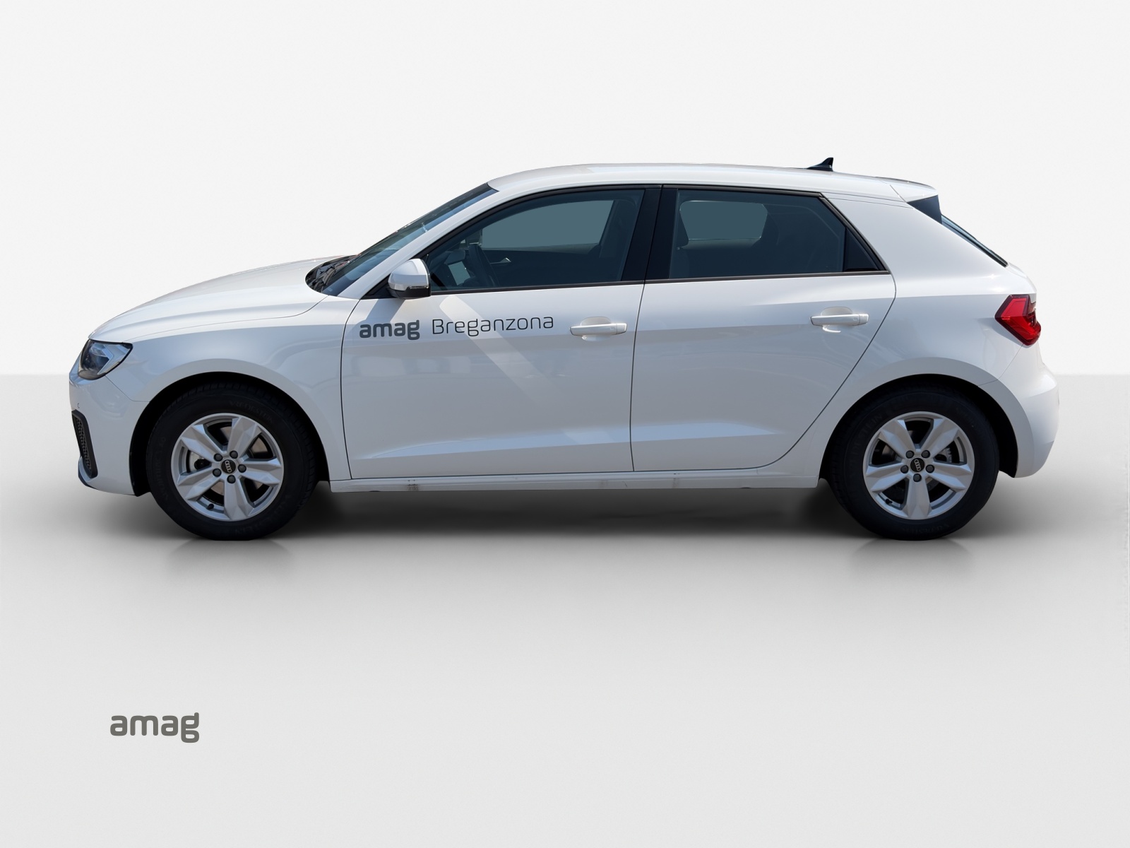 AUDI A1 Sportback 30 TFSI Attraction S-tronic-showroom-element-1