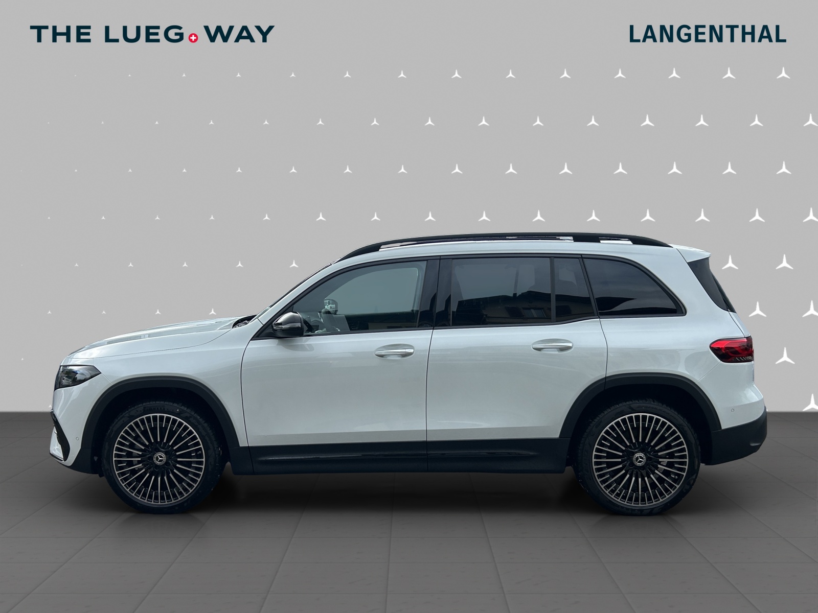 MERCEDES-BENZ EQB 350 66,5 kWh 4Matic Swiss Star-image-1