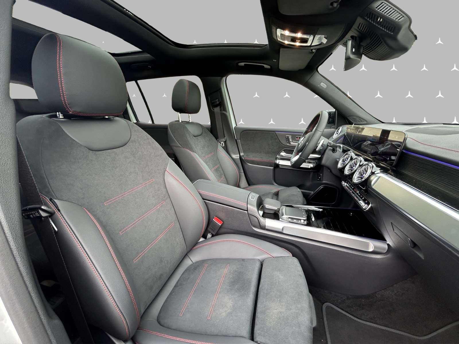 MERCEDES-BENZ EQB 350 66,5 kWh 4Matic Swiss Star-image-12