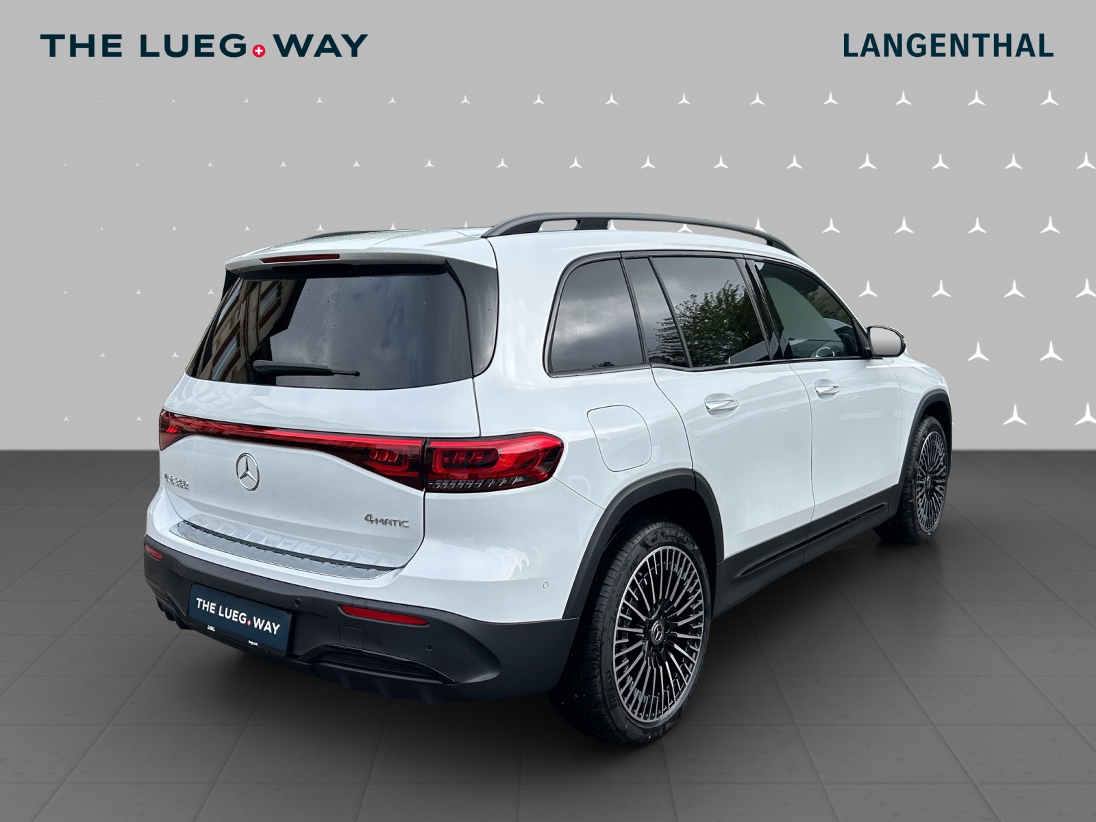 MERCEDES-BENZ EQB 350 66,5 kWh 4Matic Swiss Star-image-3