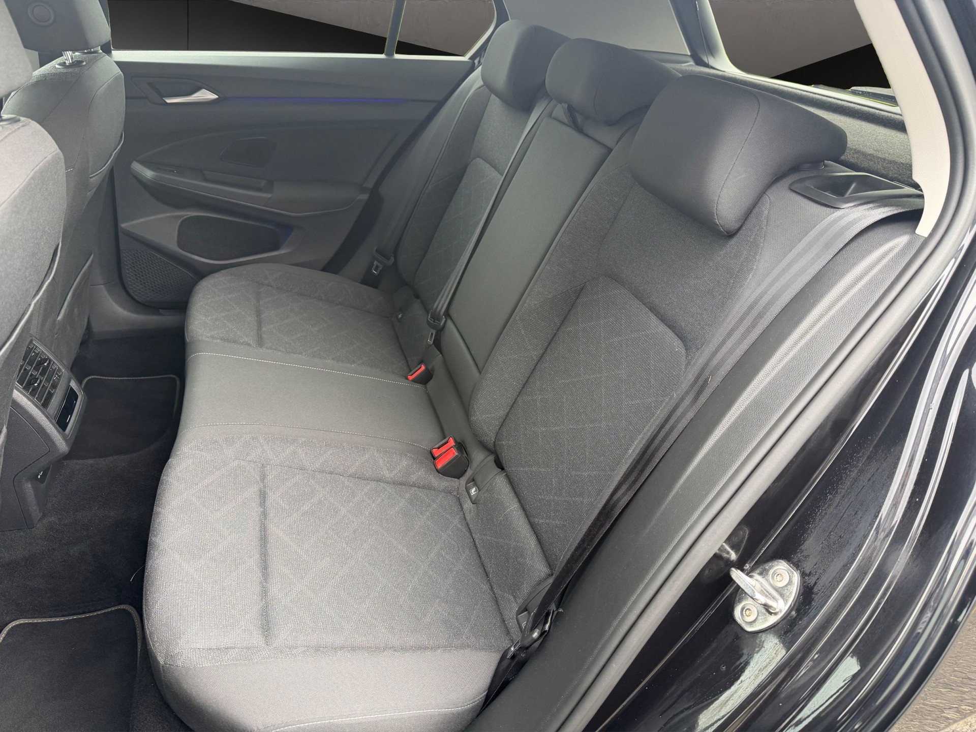 VW Golf 1.5 e TSI ACT Life DSG-image-12