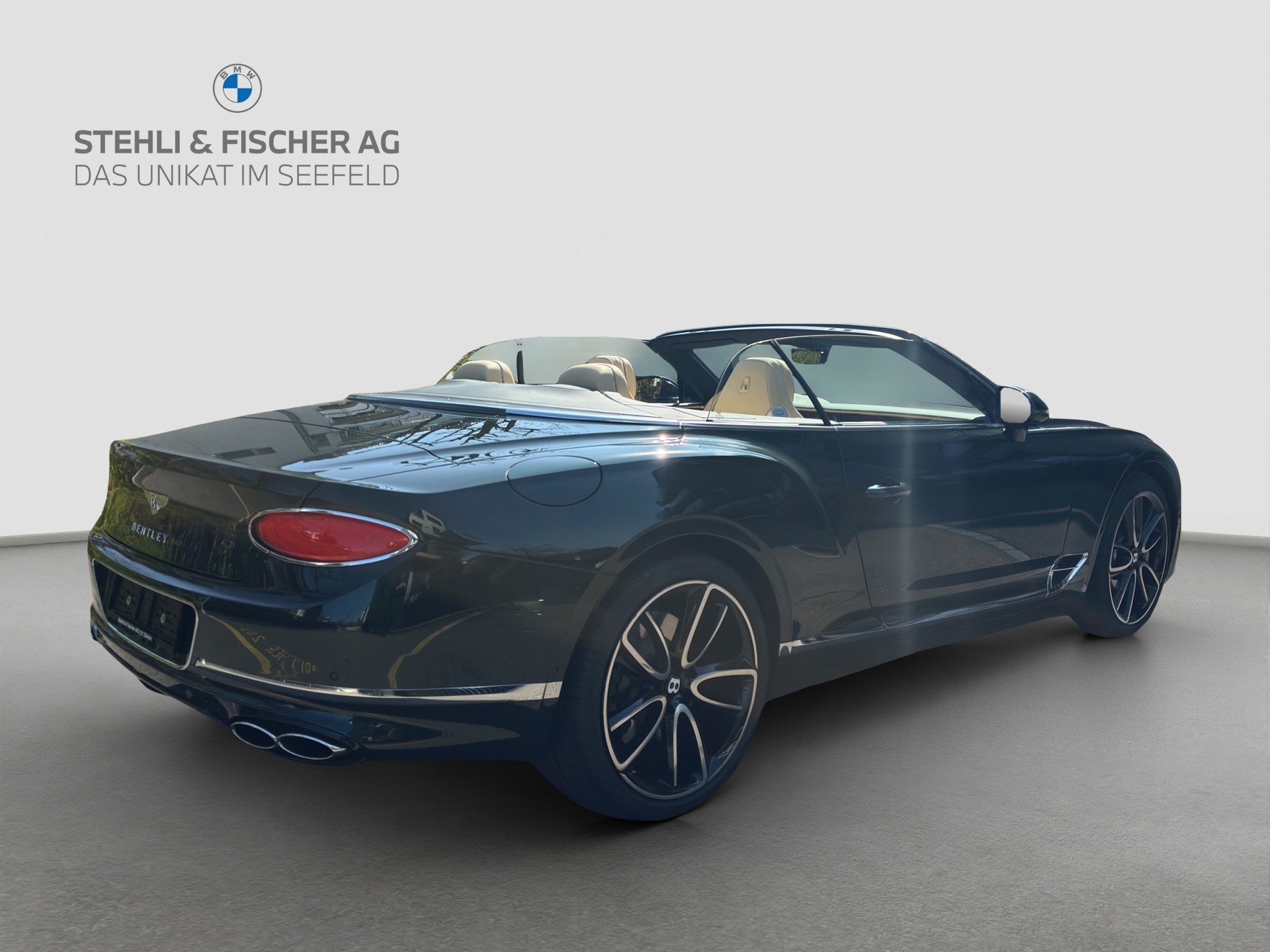 BENTLEY Continental GTC 4.0 V8 Mulliner-showroom-element-2