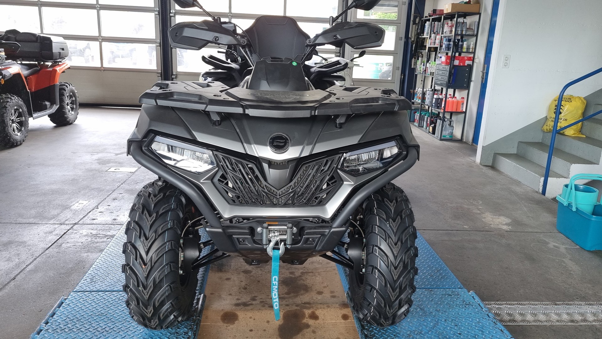 CF MOTO C Force 625 DLXEPS 4x4-image-1