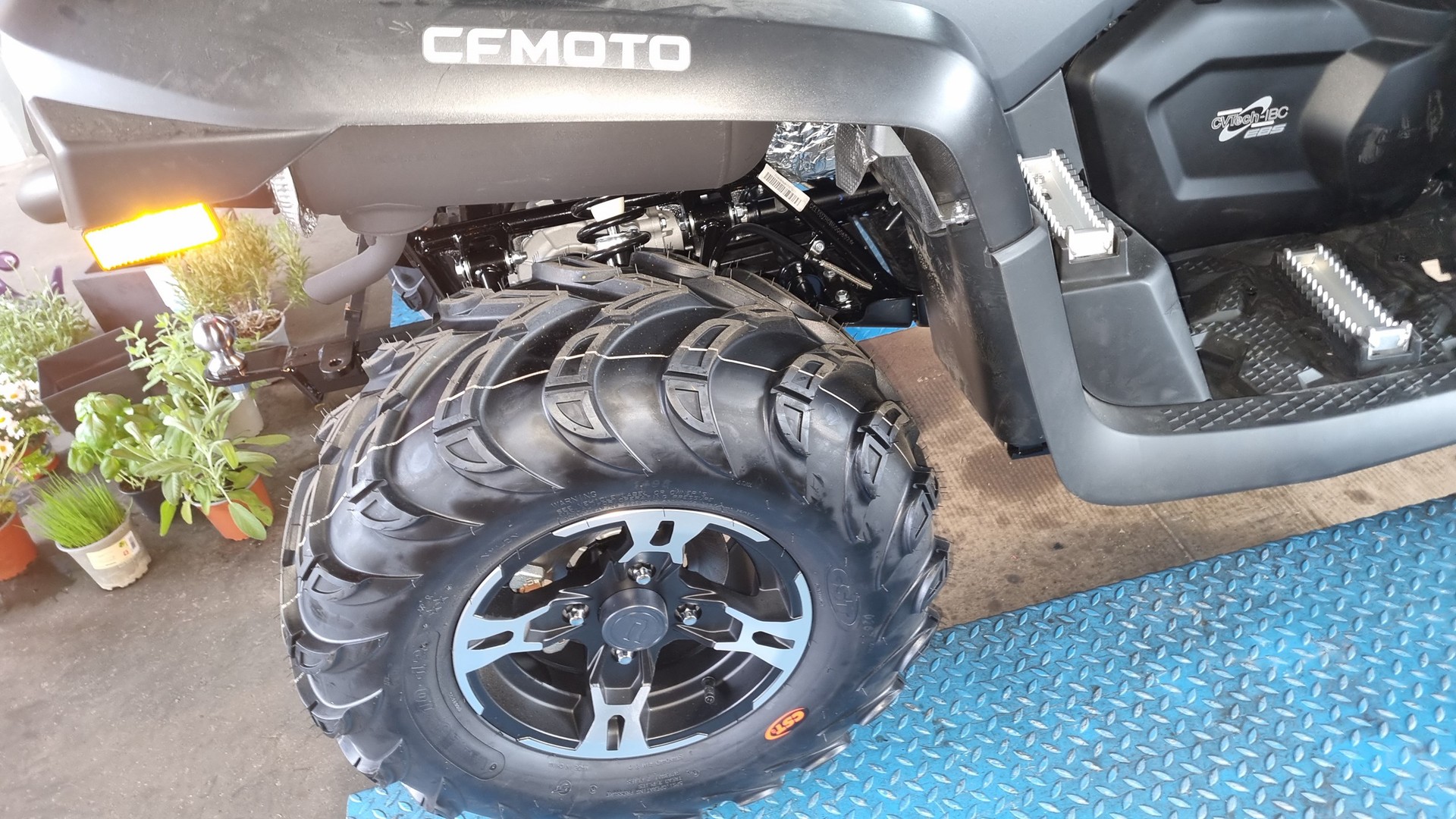 CF MOTO C Force 625 DLXEPS 4x4-image-8