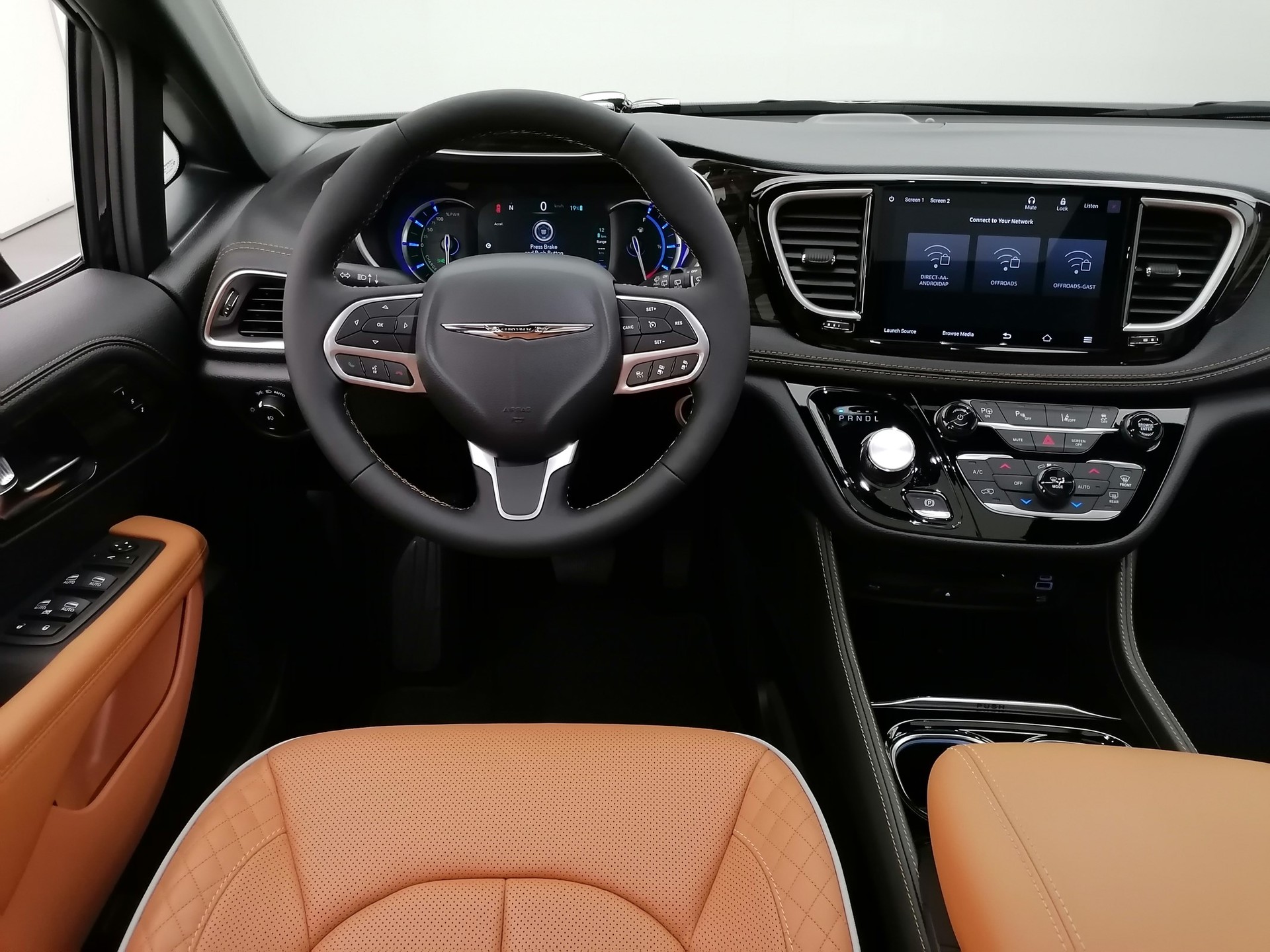 CHRYSLER Pacifica Pinnacle 3.6l Plug-In-Hybrid-image-9