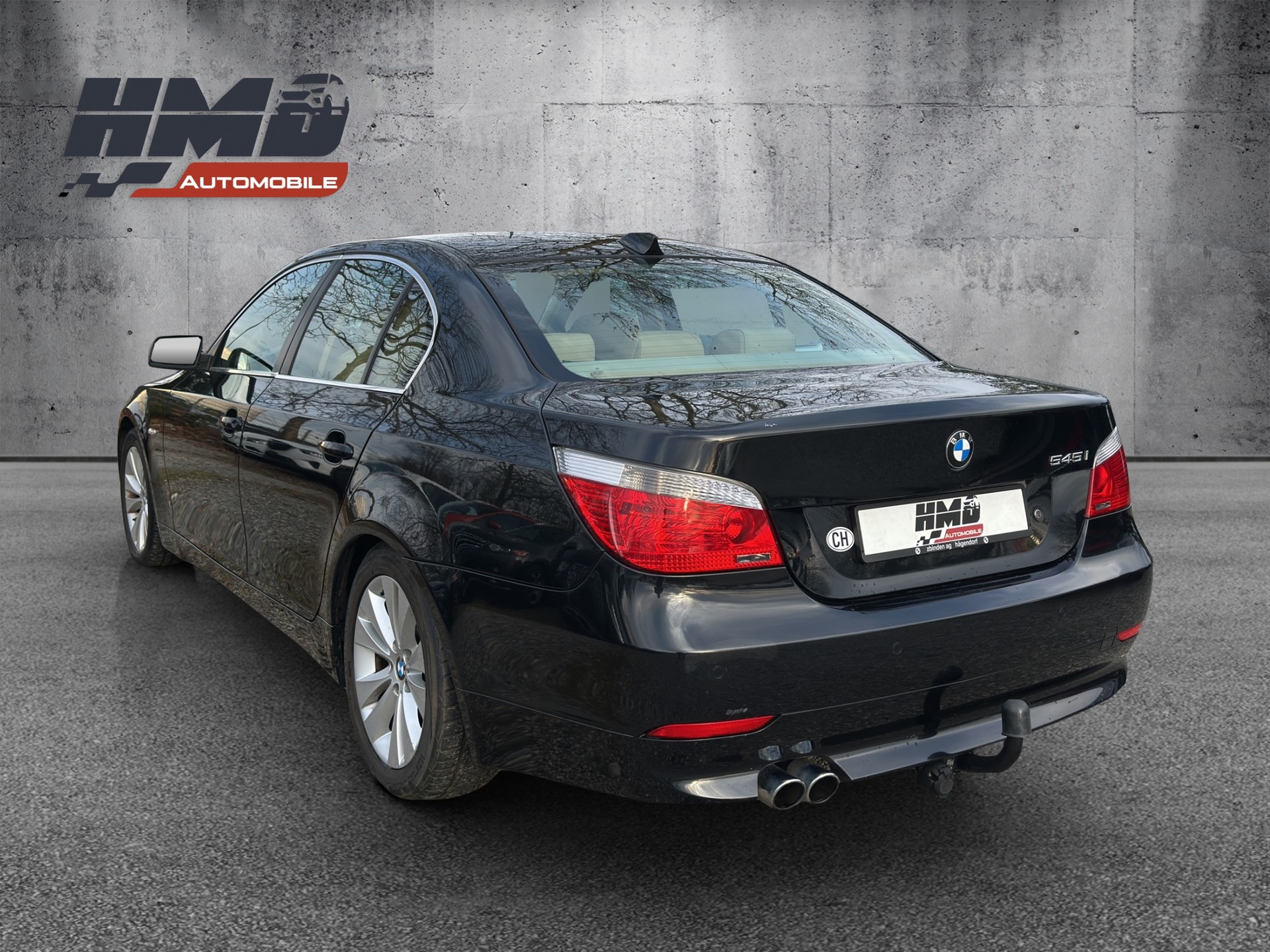 BMW 545i-image-3