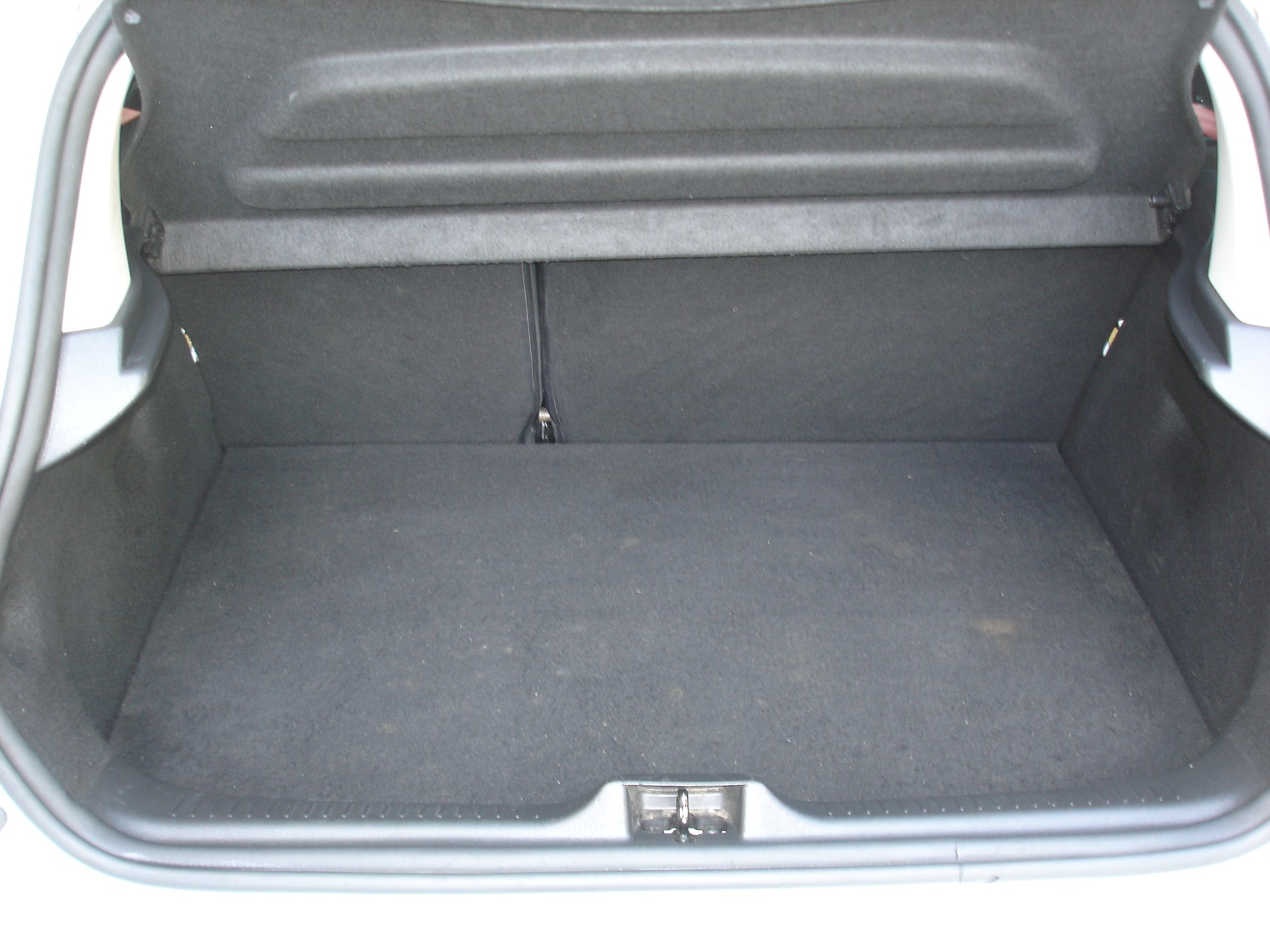 RENAULT Clio 1.6 T RS 220 Trophy EDC-image-4