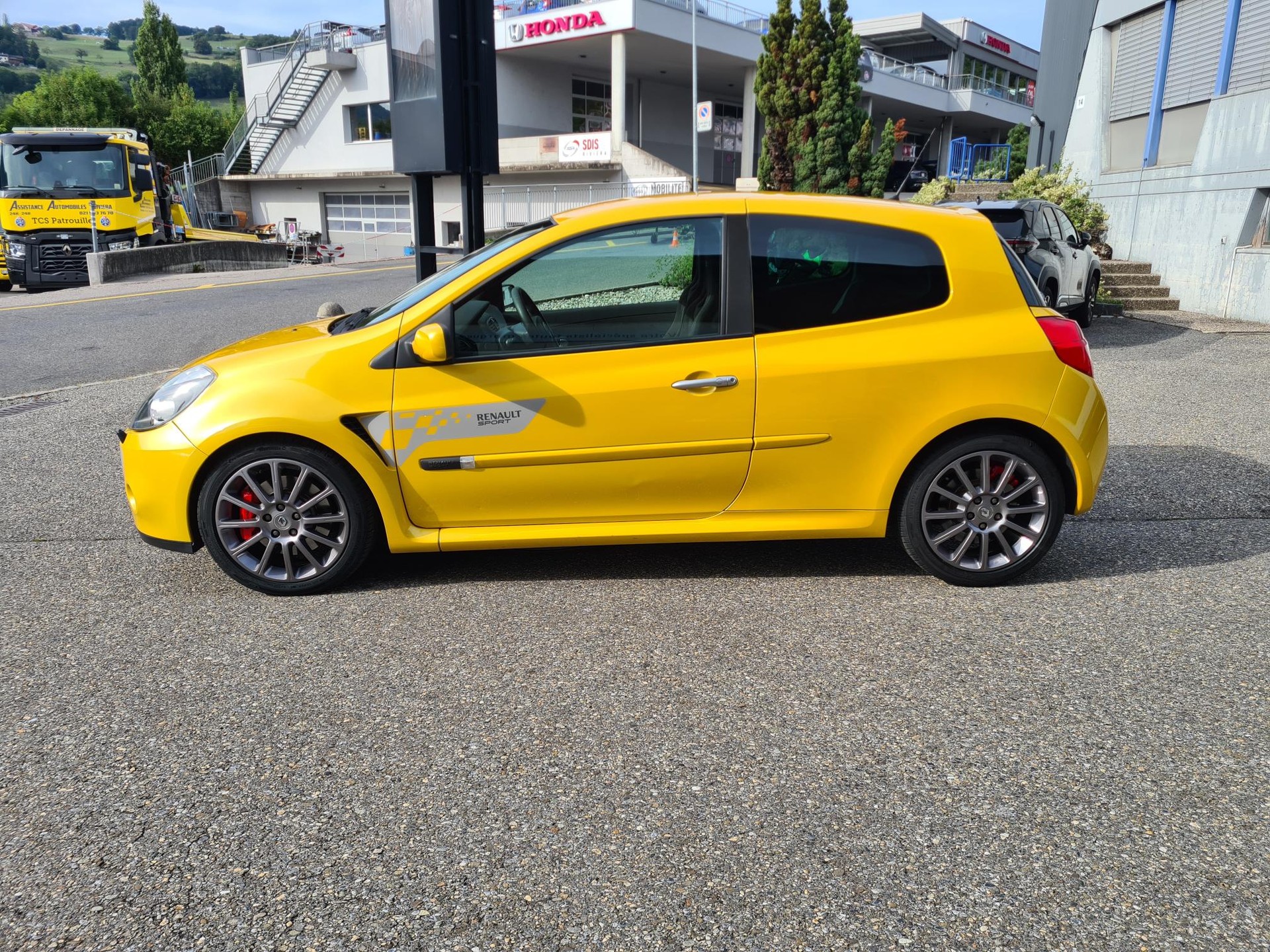 RENAULT Clio 2.0 16V Sport F1 Team-image-2