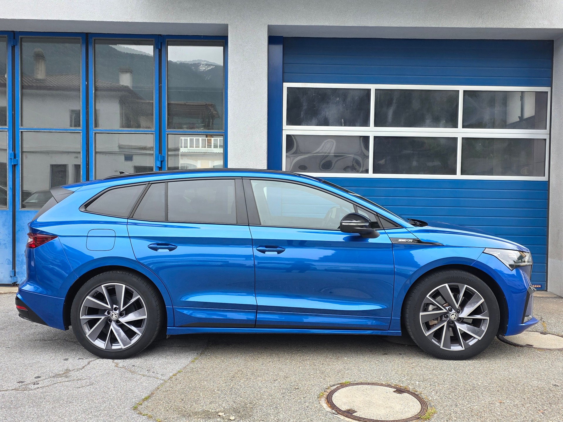 SKODA Enyaq iV 80x SportLine-image-8