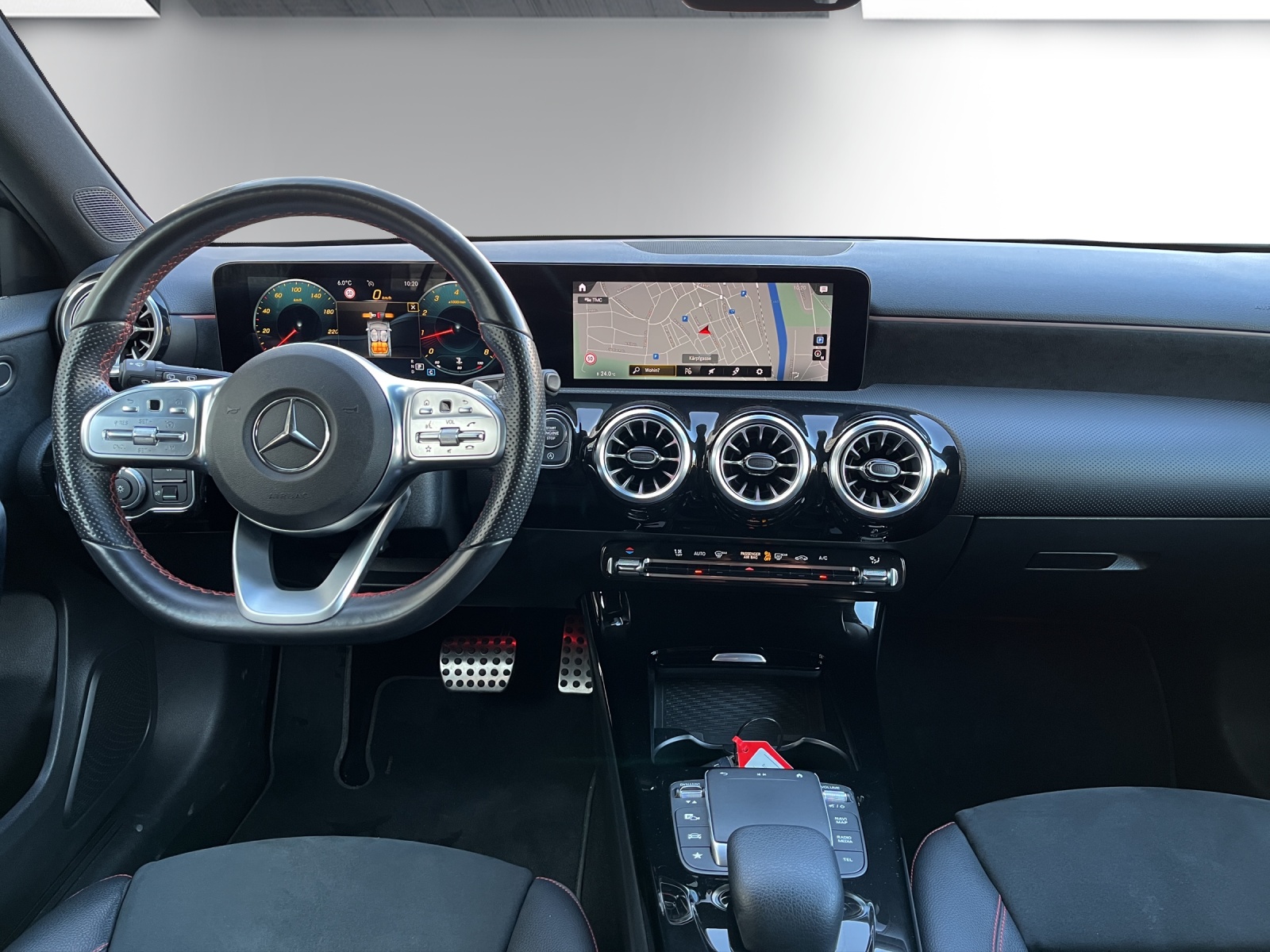 MERCEDES-BENZ A 250 4Matic AMG Line 4Matic 7G-DCT-image-9