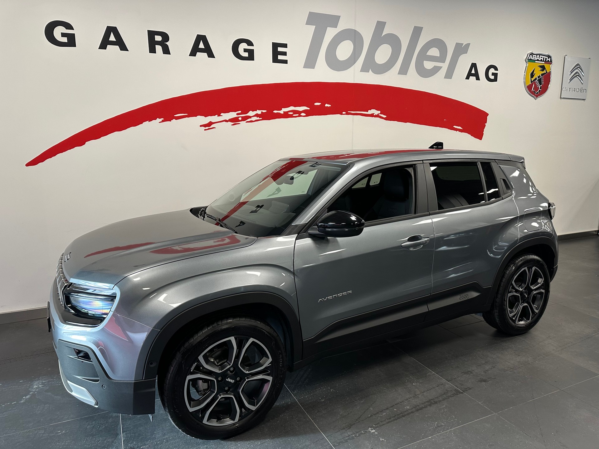 JEEP Avenger 54kWh Swiss Altitude Plus-showroom-element-2