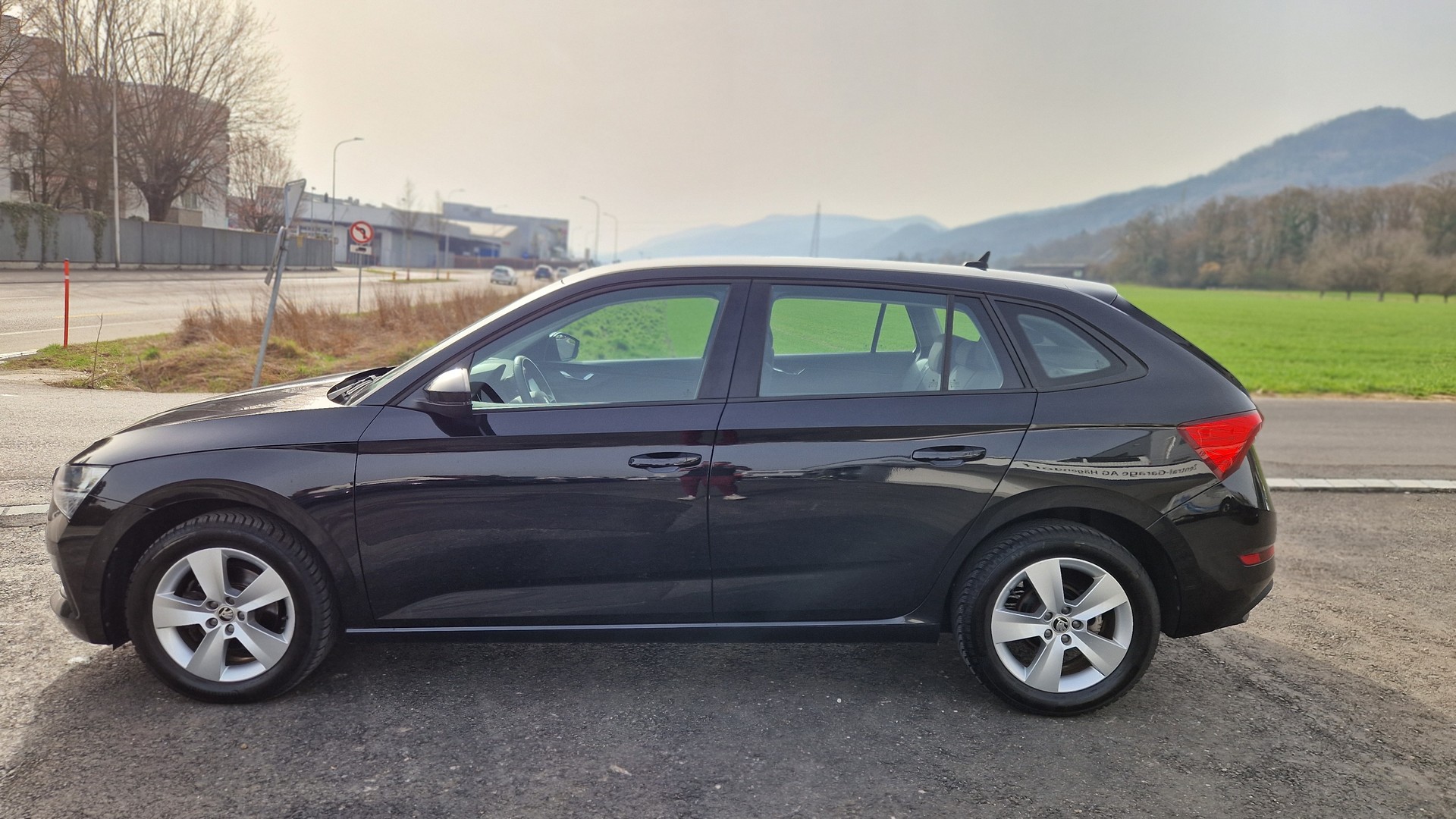 SKODA Scala 1.0 TSI Ambition-image-2