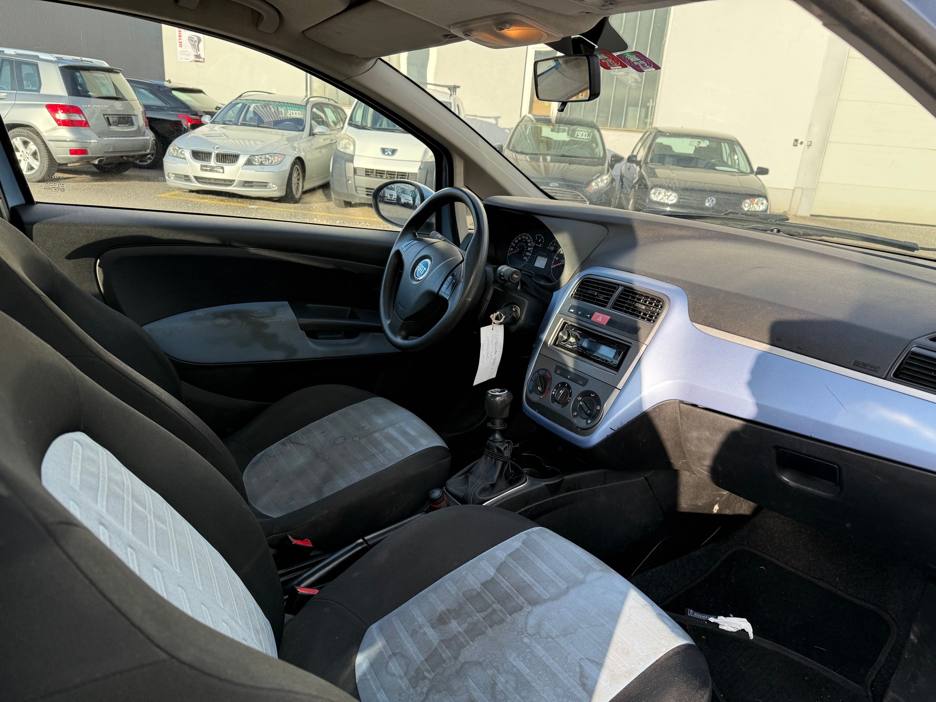 FIAT Punto 1.4 16V Emotion-image-6