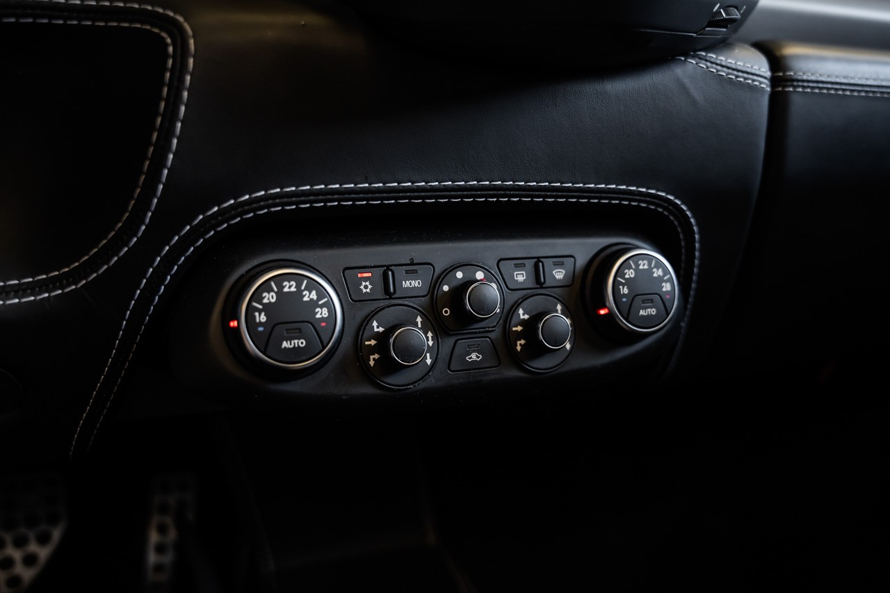 FERRARI 458 Spider Italia 4.5 V8-image-19