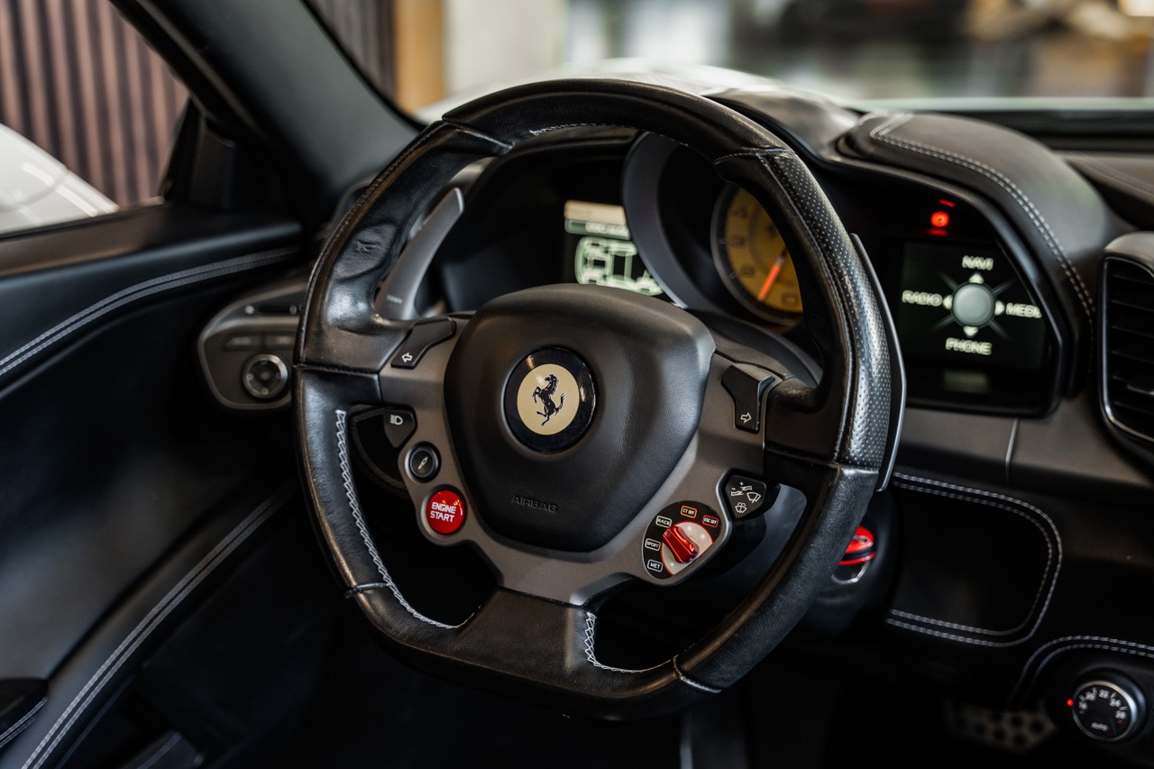 FERRARI 458 Spider Italia 4.5 V8-image-25