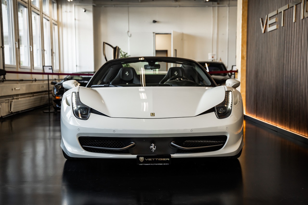 FERRARI 458 Spider Italia 4.5 V8-showroom-element-2