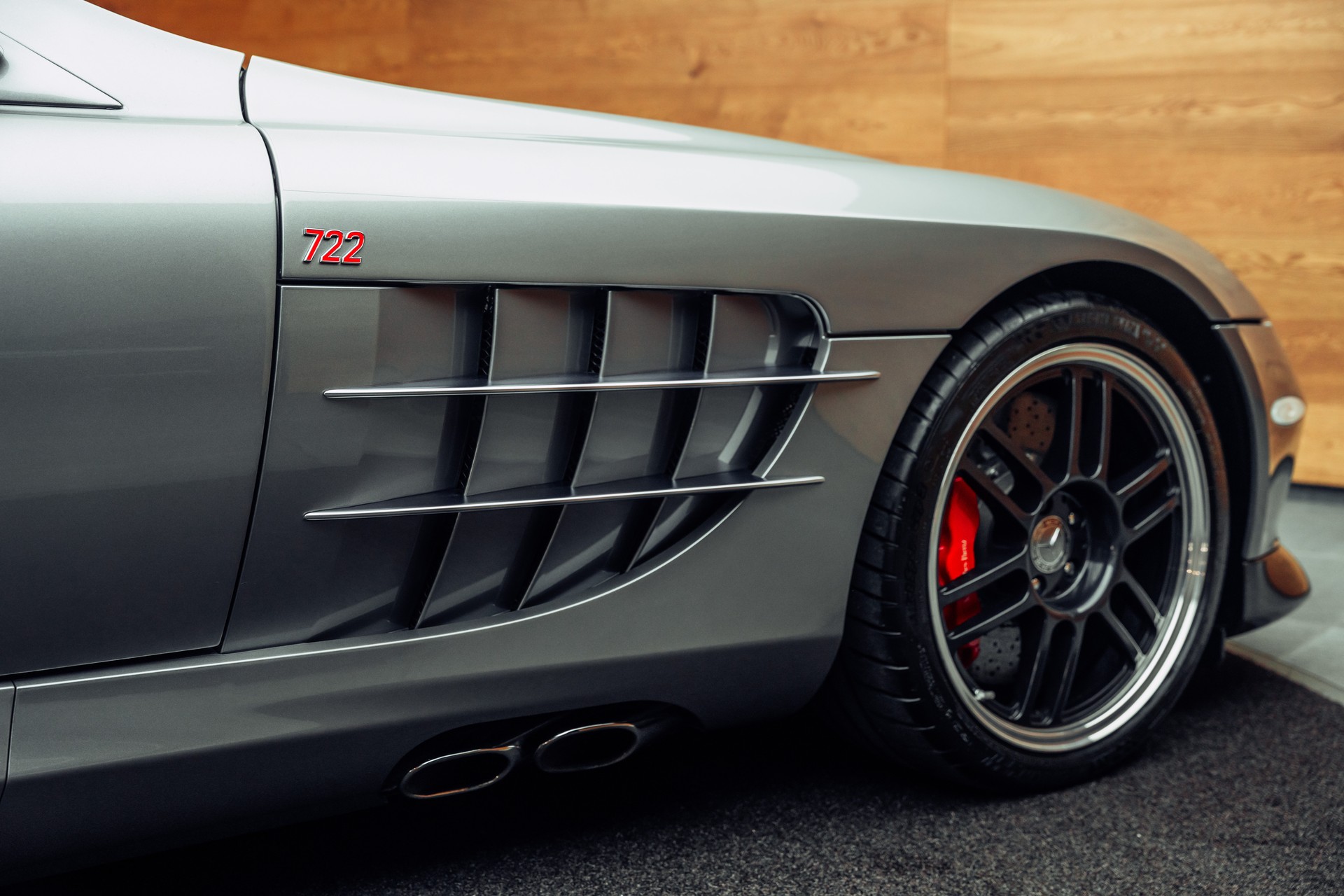 MERCEDES-BENZ SLR McLaren 722 S Coupé 1/150-image-17