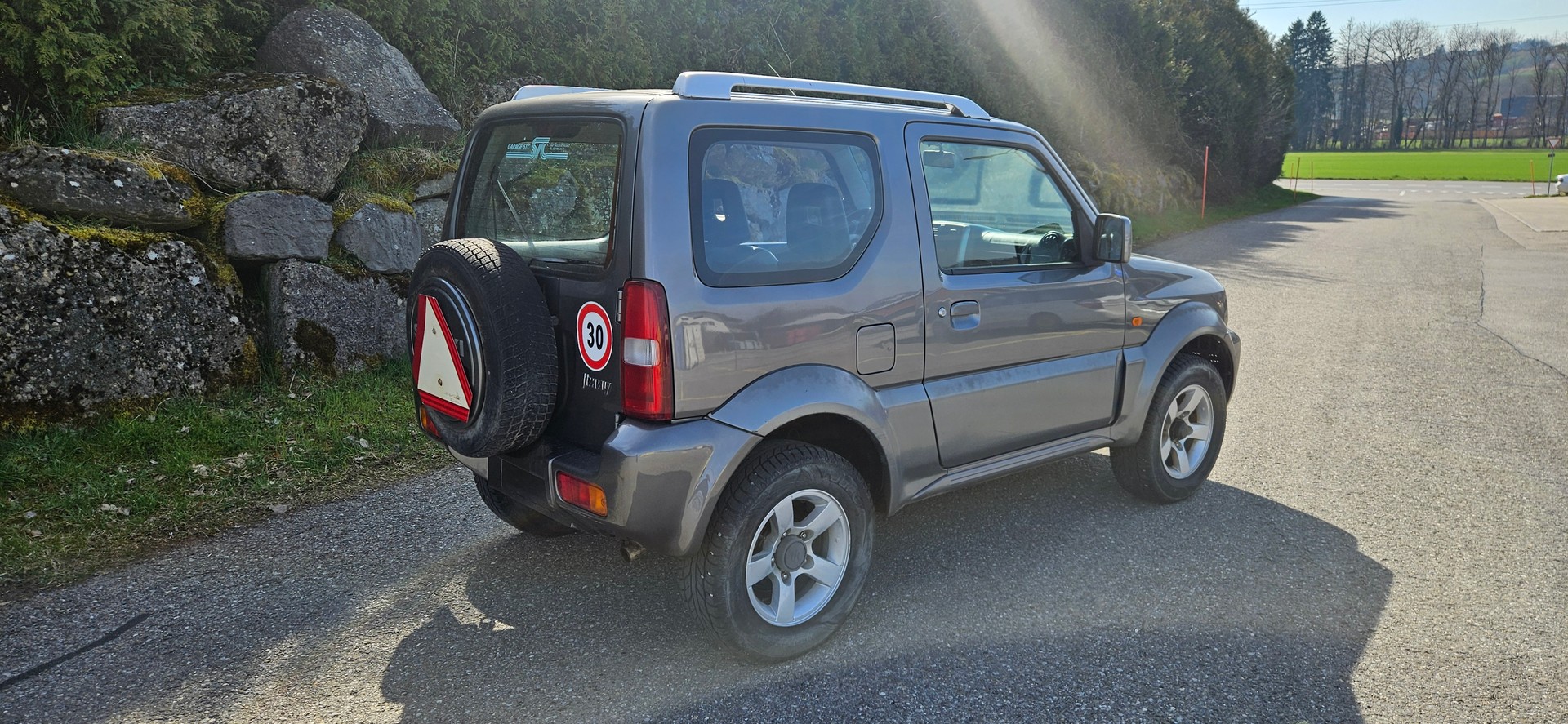 SUZUKI 30 Km/h-showroom-element-2