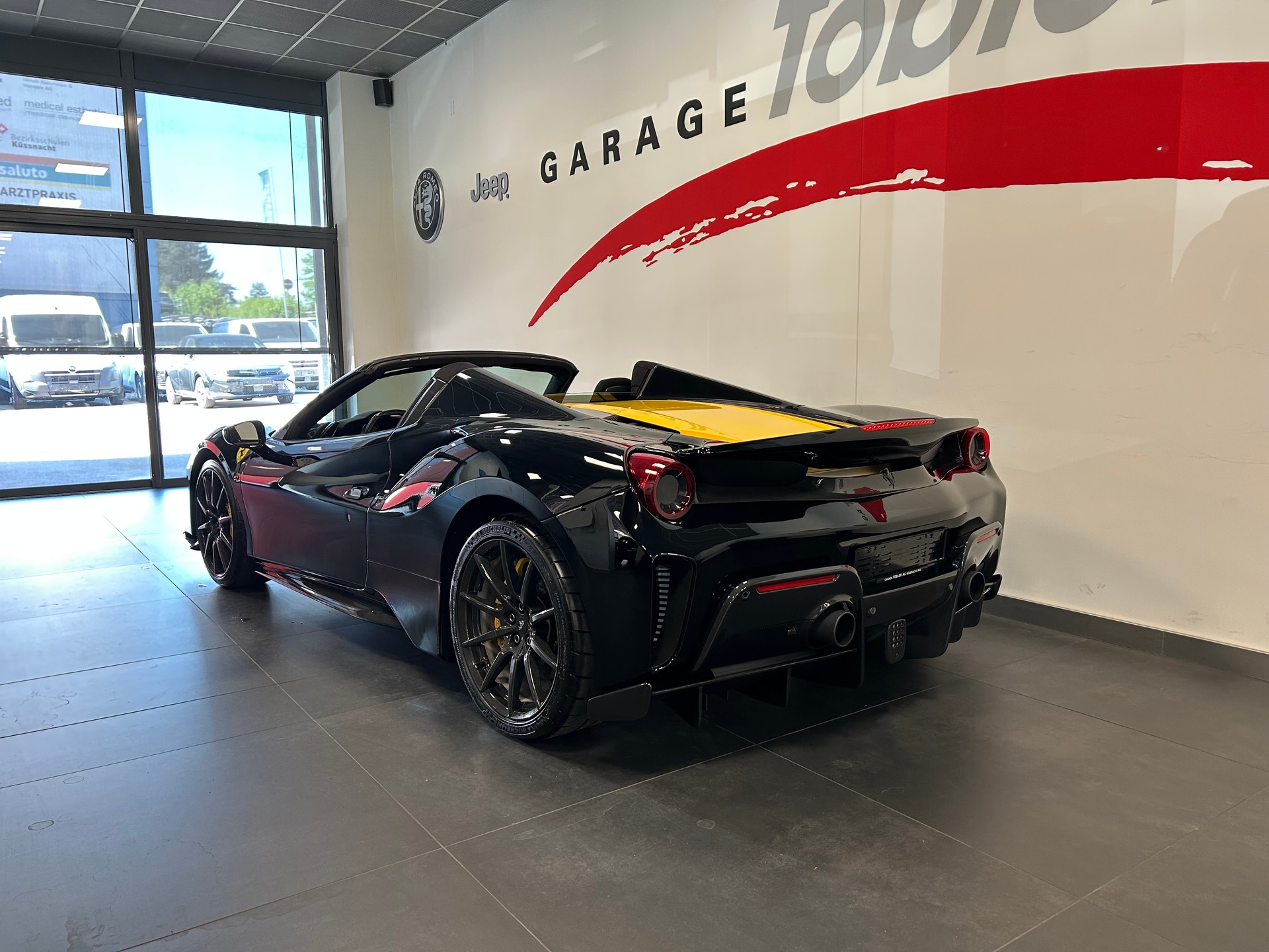 FERRARI 488 Pista Spider 3.9 V8-image-22