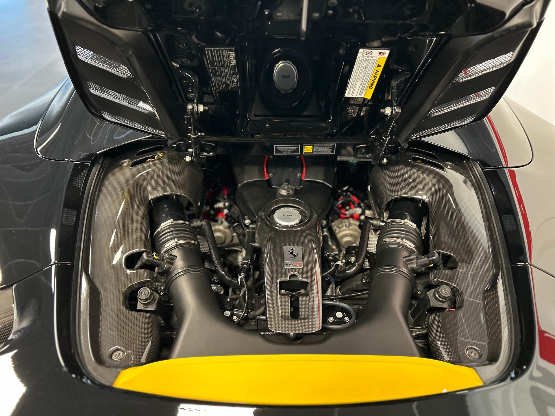 FERRARI 488 Pista Spider 3.9 V8-image-28