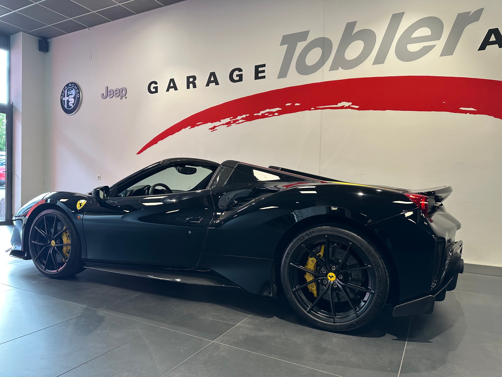 FERRARI 488 Pista Spider 3.9 V8-image-4