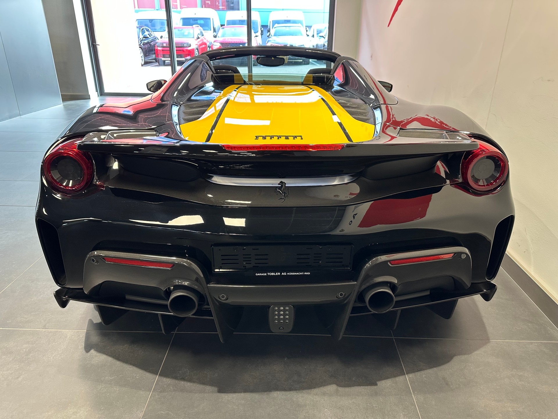 FERRARI 488 Pista Spider 3.9 V8-image-12