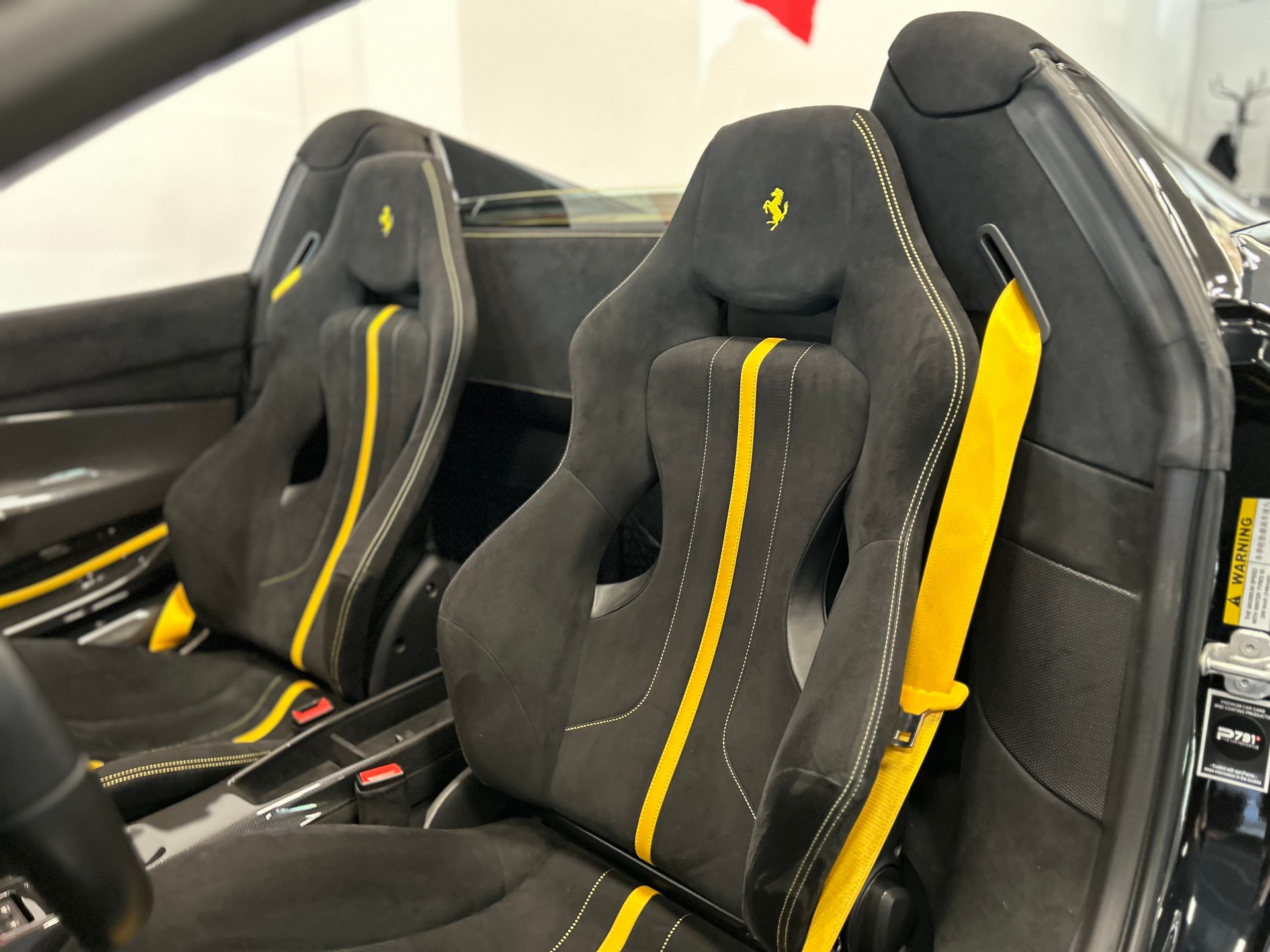 FERRARI 488 Pista Spider 3.9 V8-image-14