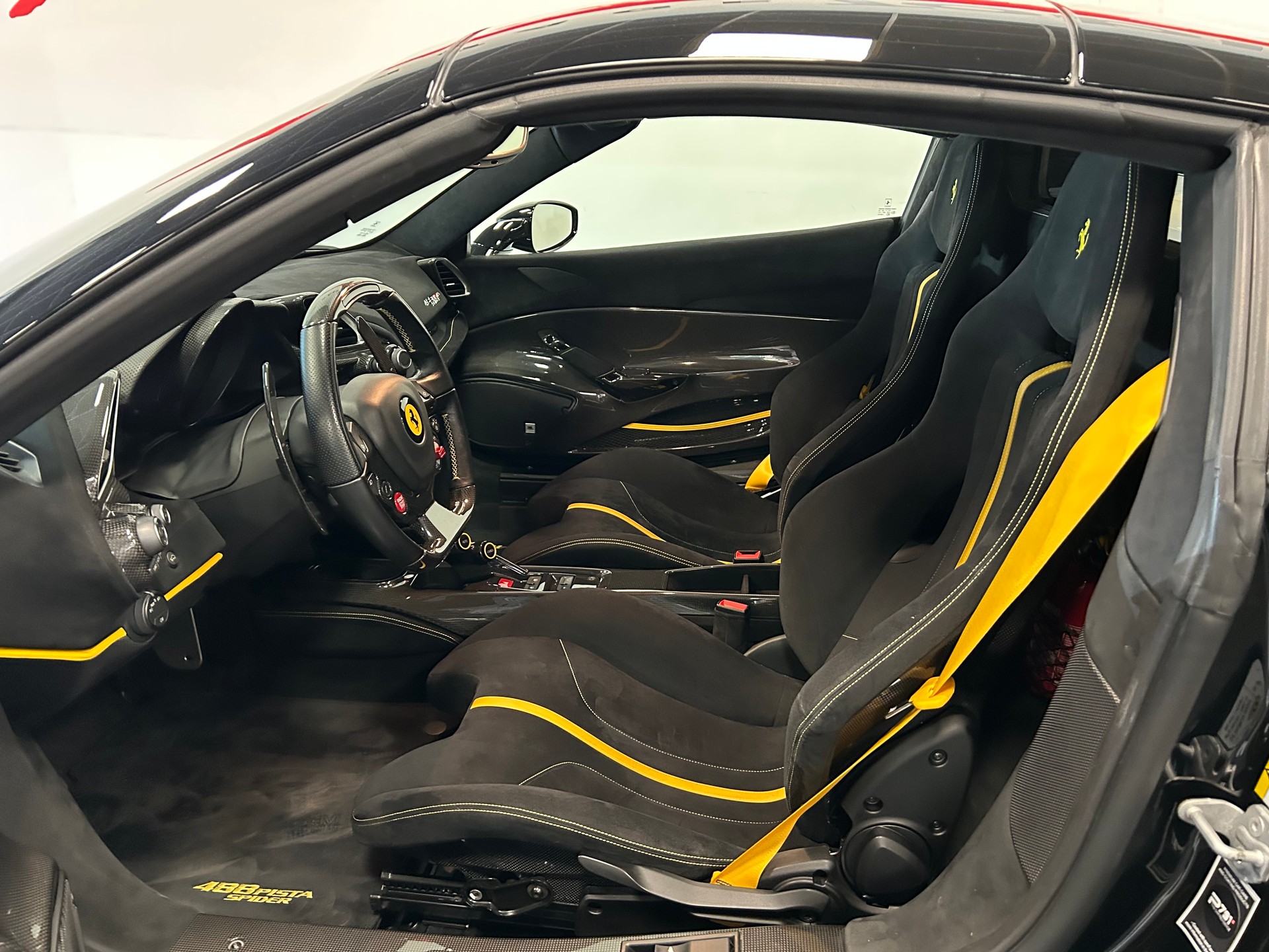 FERRARI 488 Pista Spider 3.9 V8-image-16