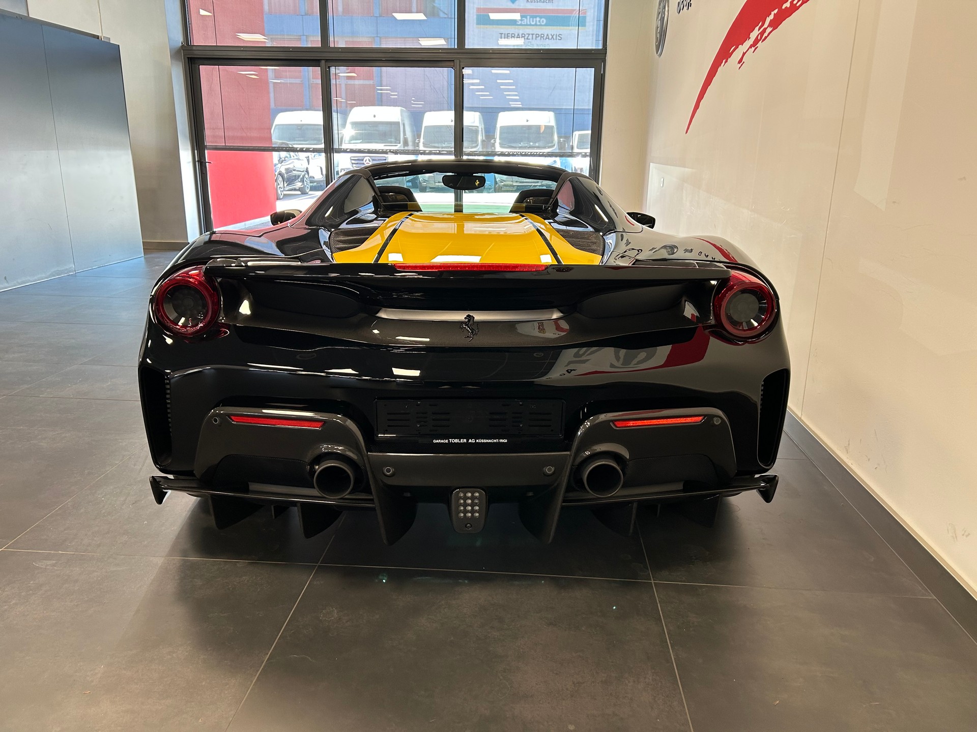 FERRARI 488 Pista Spider 3.9 V8-image-25