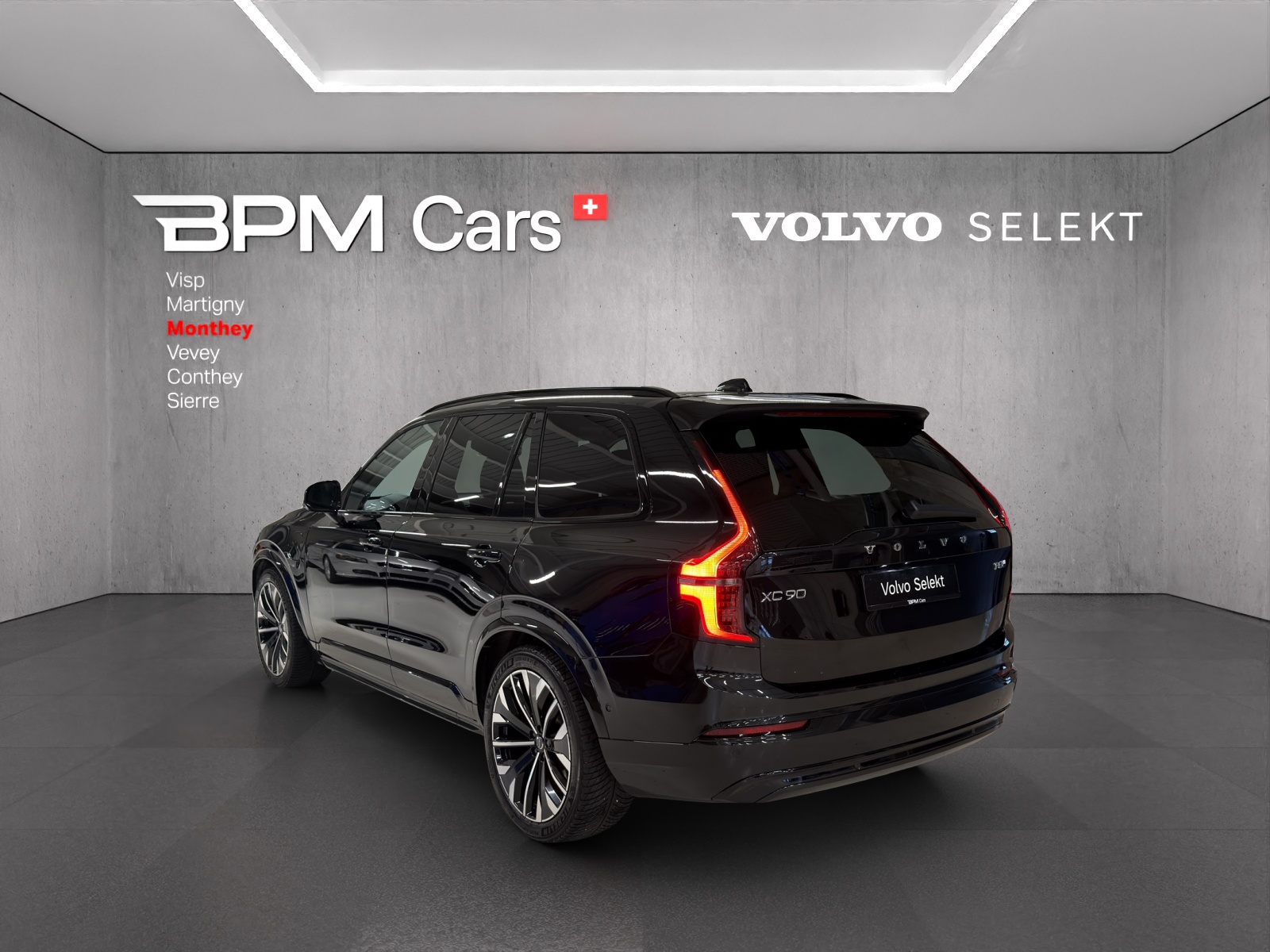 VOLVO XC90 T8 eAWD PluginHybrid Plus Dark Geartronic-image-5