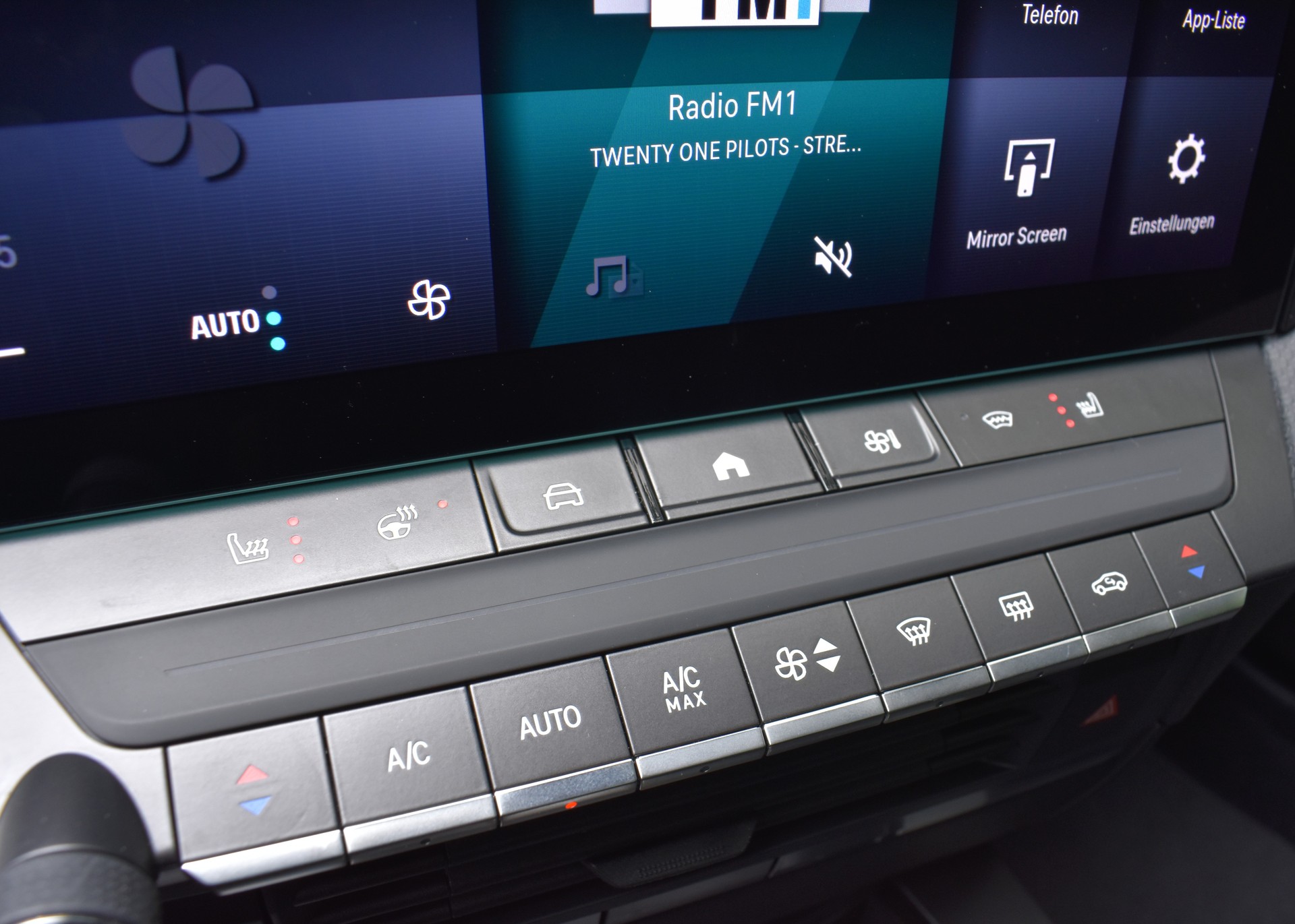 OPEL Astra Sports Tourer 58 kWh Ultimate-image-19