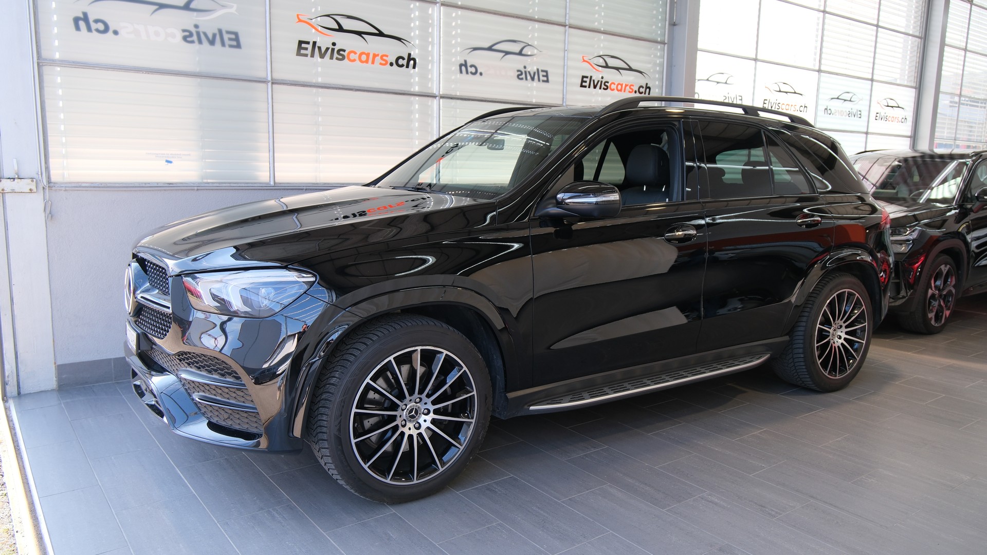 MERCEDES-BENZ GLE 300 d 4Matic AMG Line 9G-Tronic-image-8