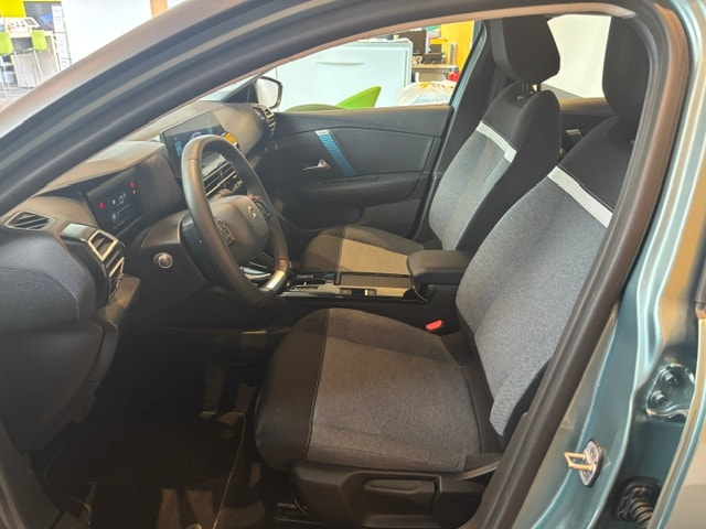 CITROEN C4 Electric Swiss Edition-image-11