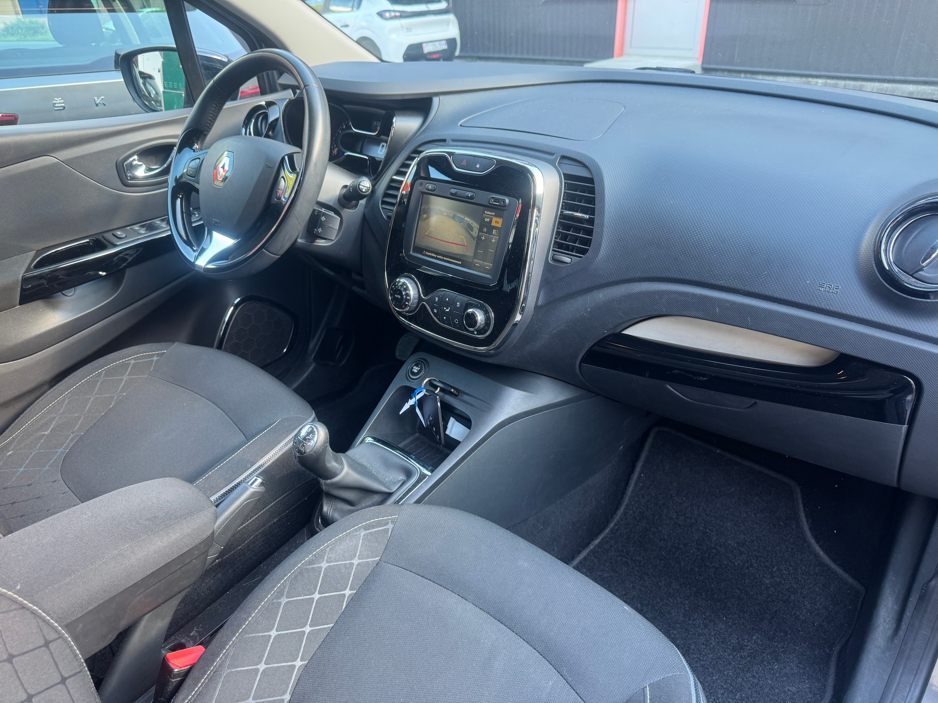 RENAULT Captur 0.9 12V Privilège-image-5