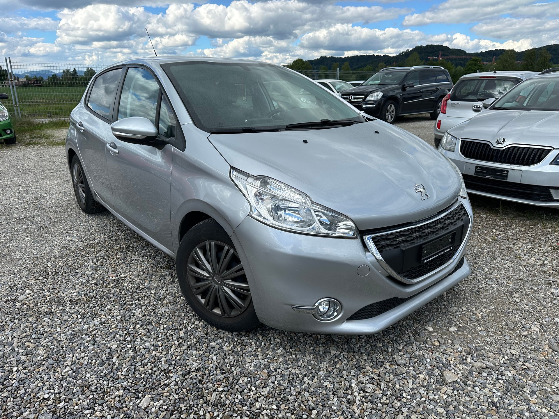 PEUGEOT 208 1.2 e-VTI Active EGS5-image-2