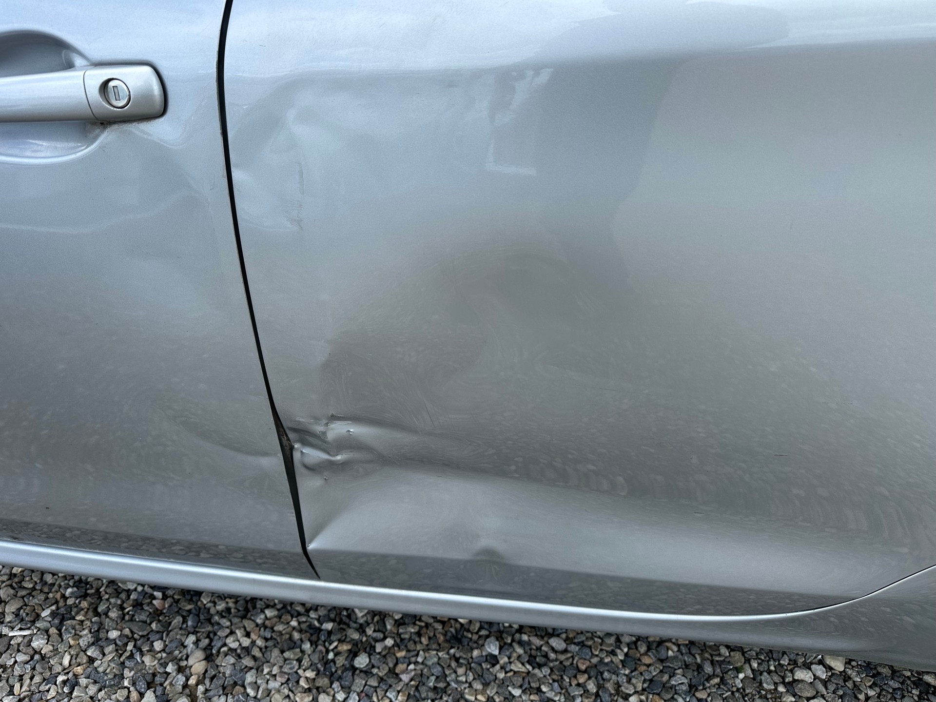 PEUGEOT 208 1.2 e-VTI Active EGS5-image-6