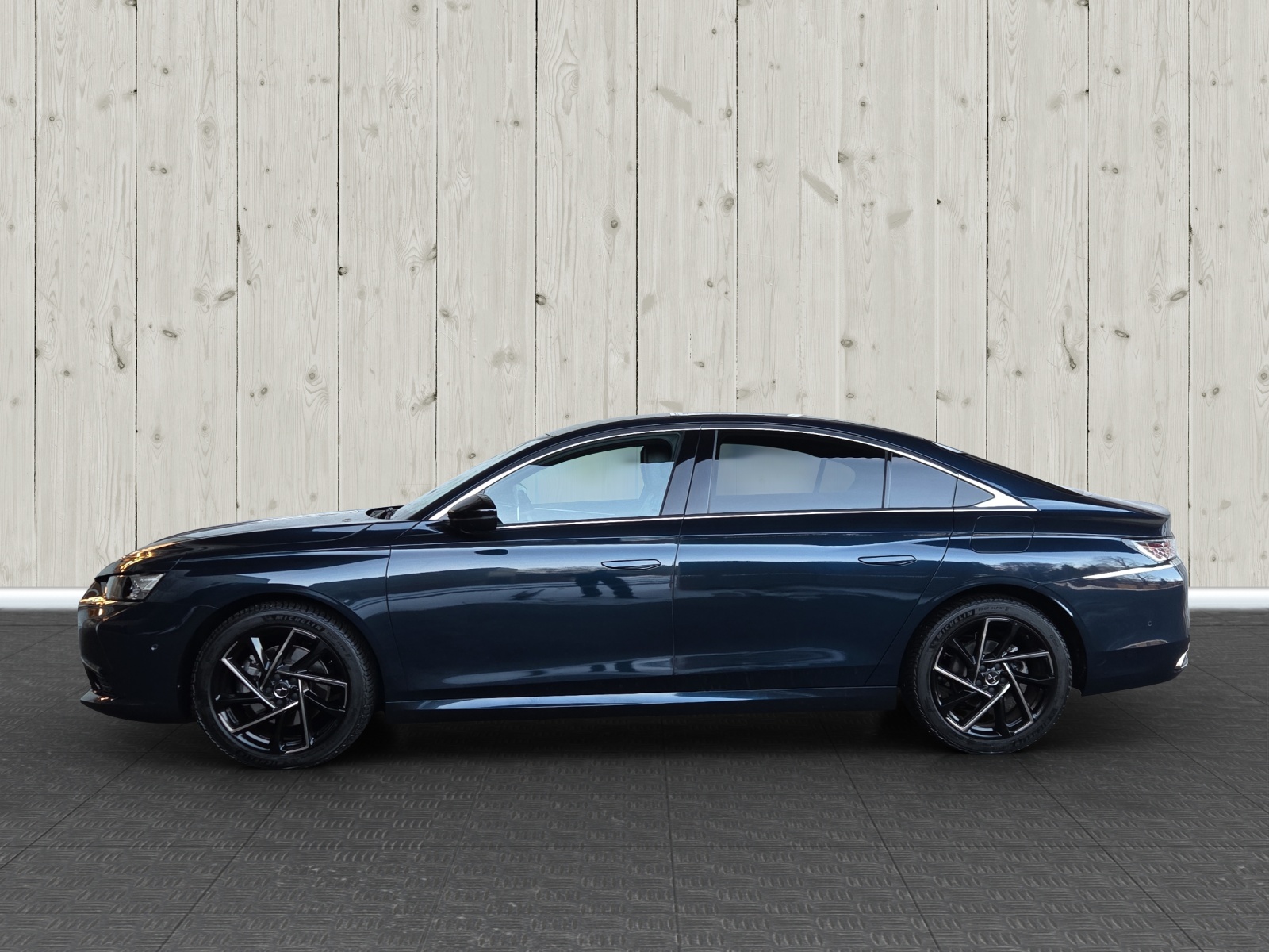 DS AUTOMOBILES DS 9 1.6 E-TENSE 225 Performance Line + e-EAT8-image-3